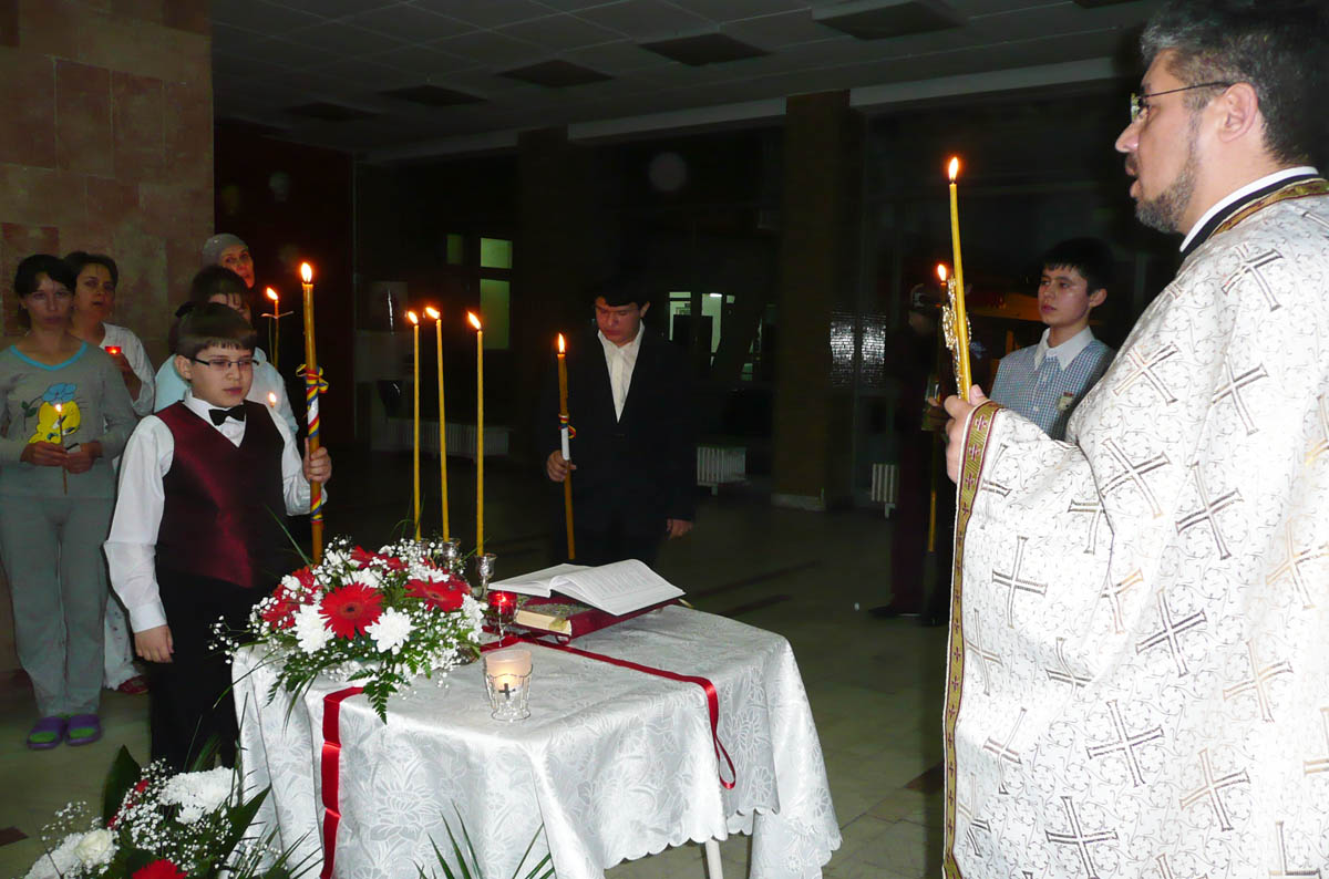Slujba Învierii Domnului la Spitalul „Sfânta Maria” „Tati” de la Spitalul de Copii „Sfânta Maria”