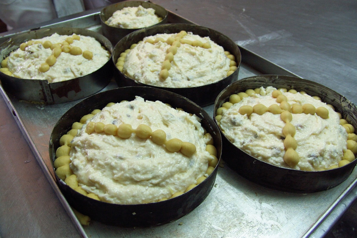 Pâinea şi sarea în tradiţia românească Pâinea şi sarea în tradiţia românească