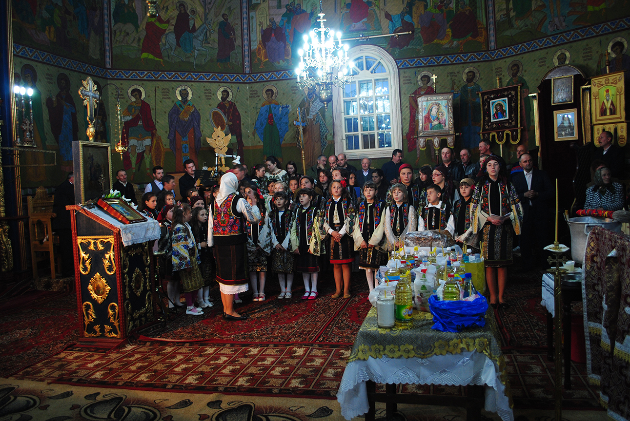 Festivalul Naţional de Artă Muzicală, la Dorna Candrenilor Festivalul Naţional de Artă Muzicală, la Dorna Candrenilor