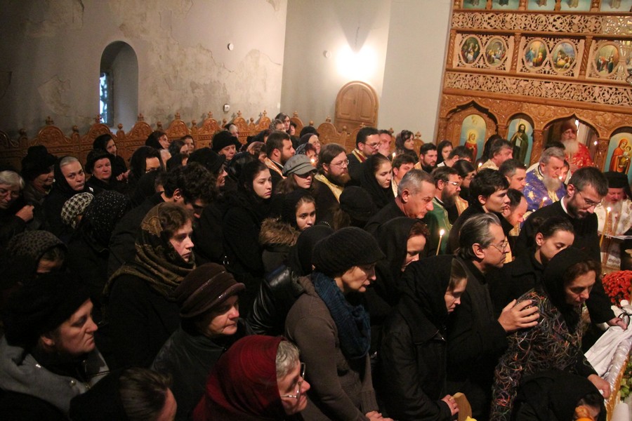 Foto: Monitorul de Suceava Părintele Ilie Chişcari, condus către împărăţia lui Dumnezeu