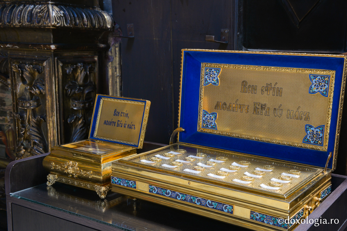 Întâlnirea sfinților la Mănăstirea Frumoasa / Foto: Oana Nechifor Întâlnirea sfinților la Mănăstirea Frumoasa