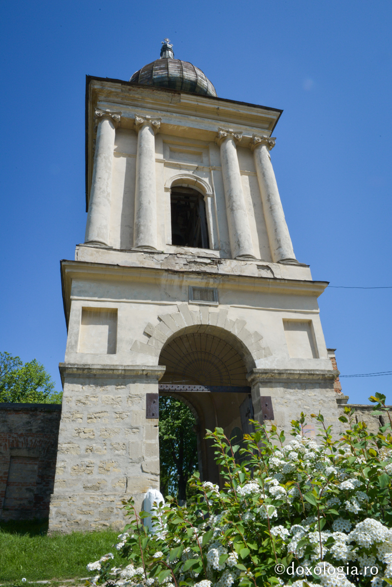 Turnul-clopotniță de la Mănăstirea Frumoasa / Foto: Oana Nechifor Turnul-clopotniță de la Mănăstirea Frumoasa din Iași