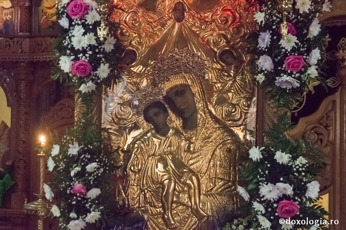 Icoana Maicii Domnului de la Mănăstirea Hadâmbu Icoana Maicii Domnului de la Mănăstirea Hadâmbu