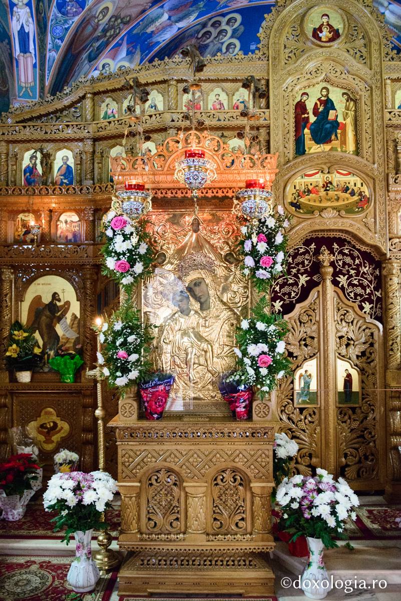 Icoana Maicii Domnului de la Mănăstirea Hadâmbu Icoana Maicii Domnului de la Mănăstirea Hadâmbu