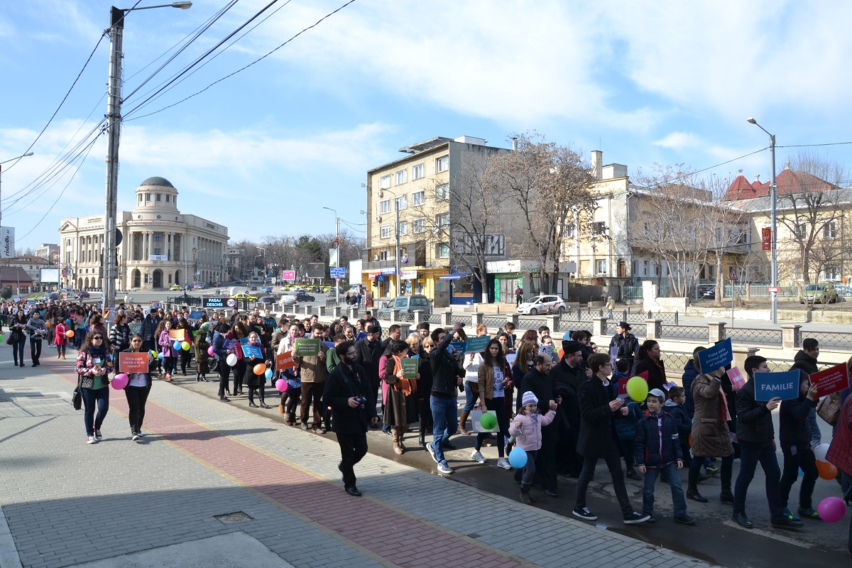 2000 de ieșeni, la Marșul pentru viață 2000 de ieșeni, la Marșul pentru viață