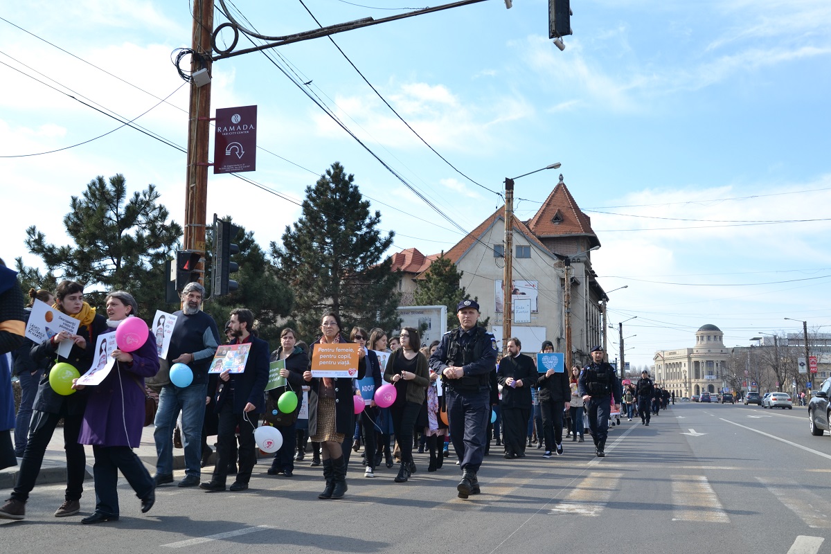 2000 de ieșeni, la Marșul pentru viață 2000 de ieșeni, la Marșul pentru viață