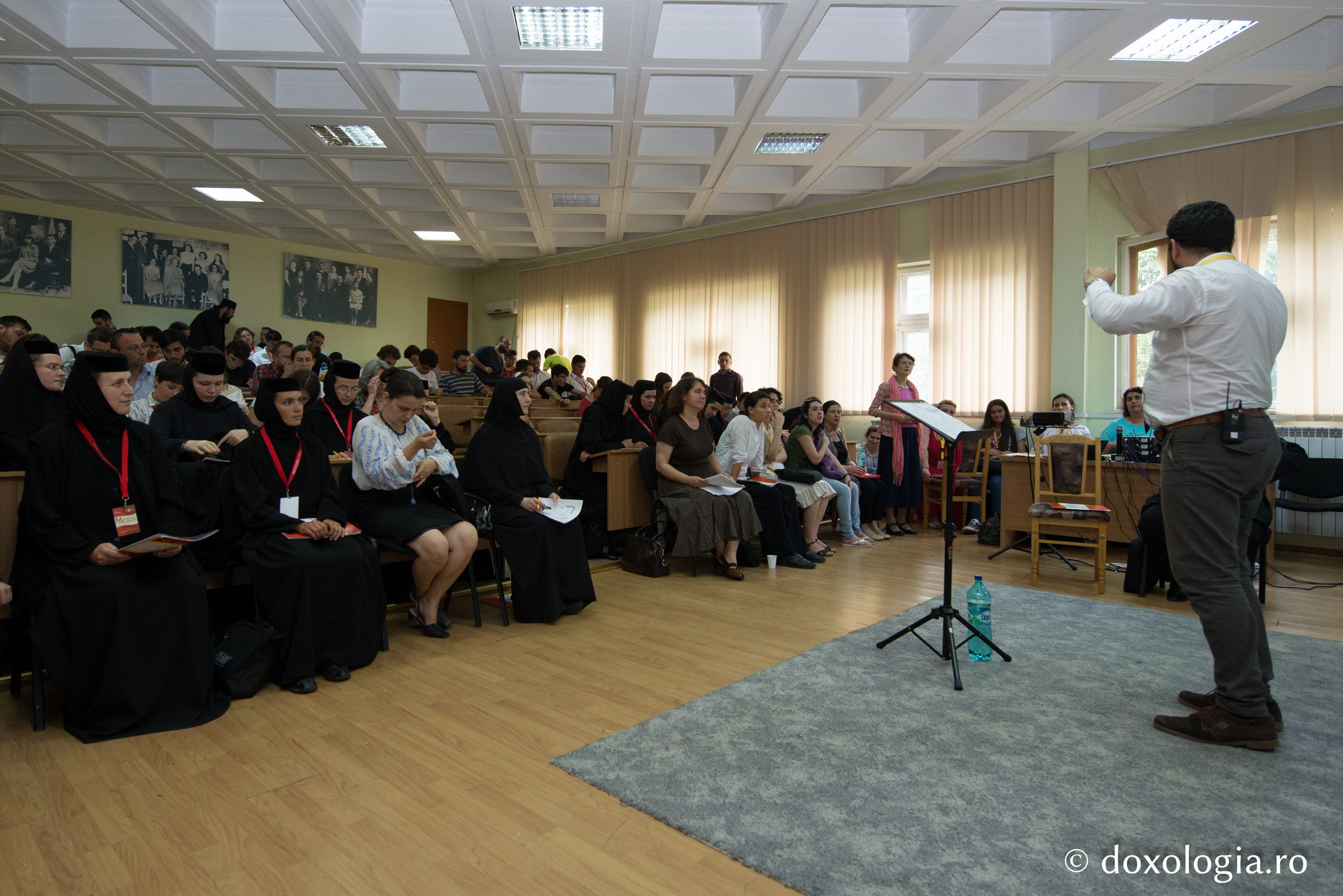 Foto: Silviu Cluci Cea de a VIII-a ediţie a Masterclass-ului Internaţional de Cânt Bizantin, la final