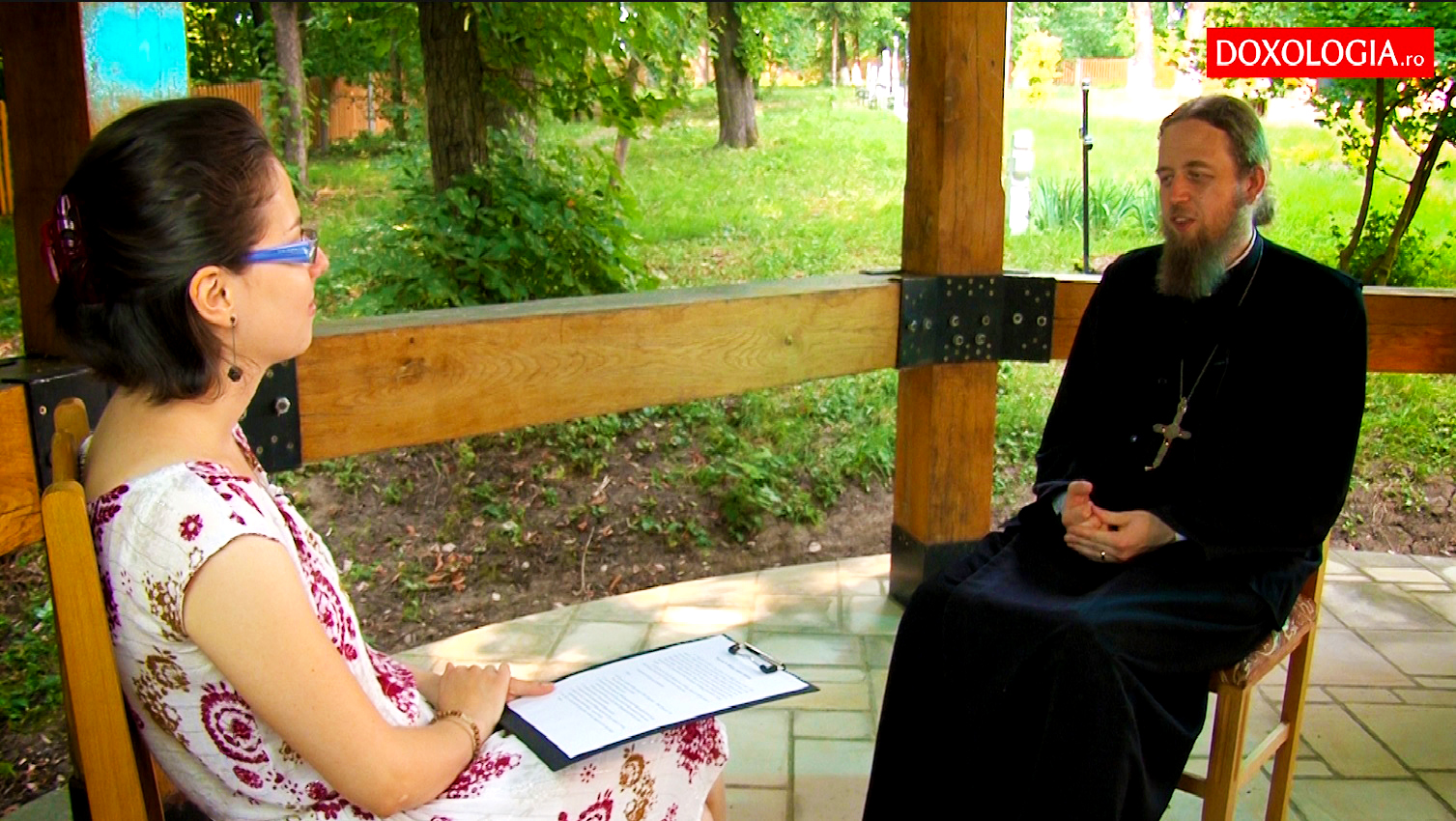 „Biserica nu funcționează într-un stop cardiac...” - Pr. Răzvan Andrei Ionescu (interviu) „Biserica nu funcționează într-un stop cardiac...” - Pr. Răzvan Andrei Ionescu (interviu)