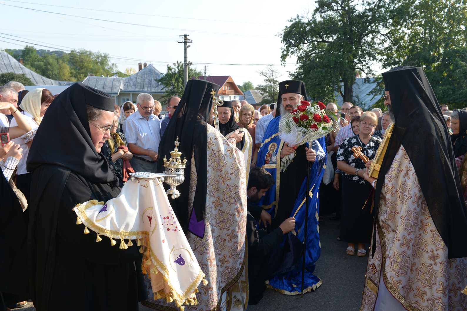Mănăstirea Văratec și-a serbat al doilea hram Mănăstirea Văratec și-a serbat al doilea hram