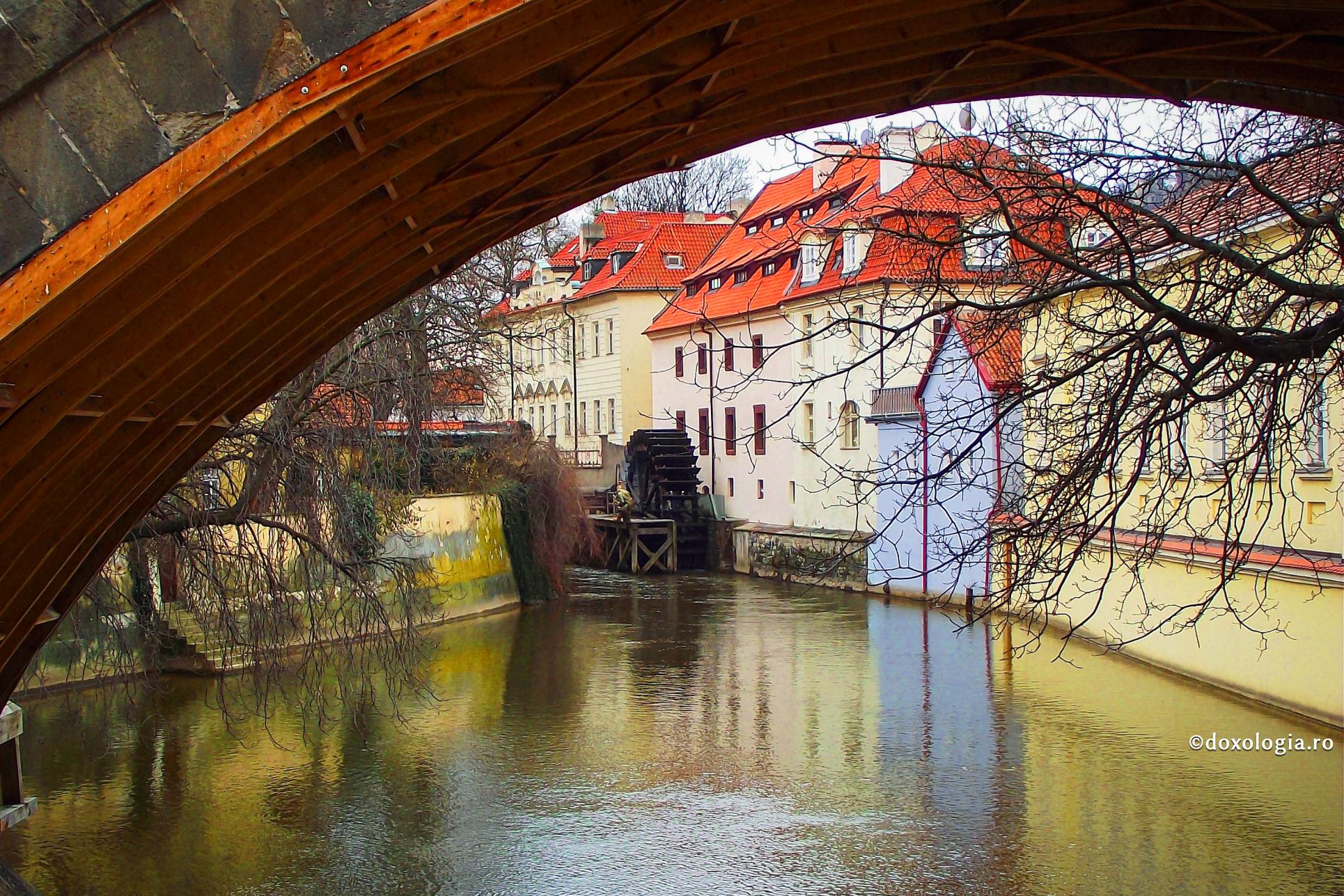 Sfântul Teofil a găsit și a înapoiat cheile pierdute într-un râu / Foto: Andreea Trandafir peisaj în Bruges