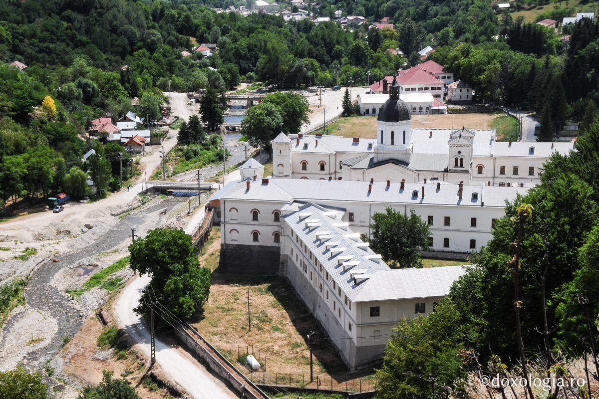Mănăstirea Bistrița – Vâlcea / Foto: Oana Nechifor Mănăstirea Bistrița – Vâlcea