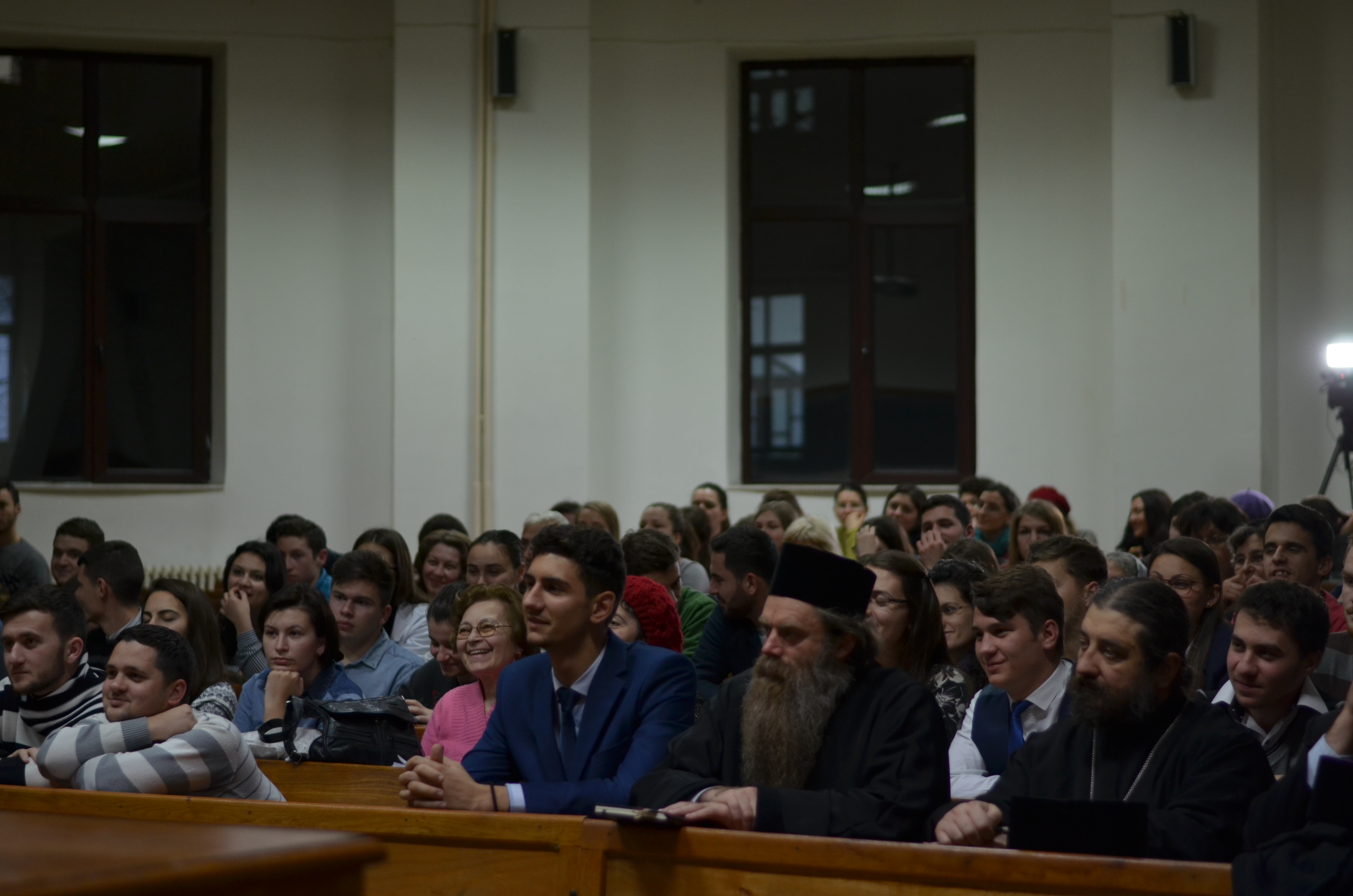 Conferință ASCOR Iași: „Dumnezeu S-a făcut Om, ca pe om să-l facă dumnezeu” Conferință ASCOR Iași: „Dumnezeu S-a făcut Om, ca pe om să-l facă dumnezeu”