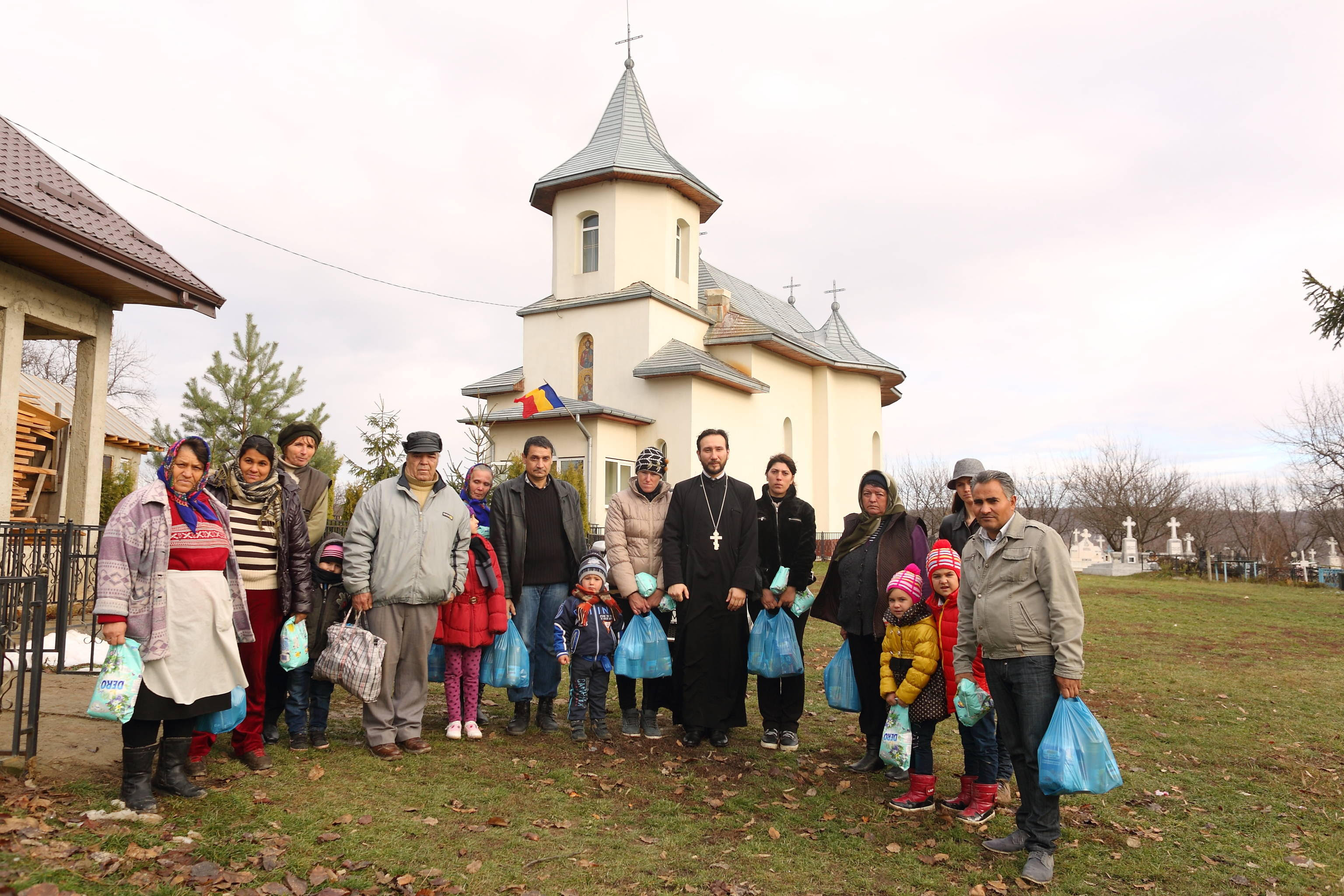 Foto: Claudiu Pântea Cerc pastoral în Parohia Dimitreştii Gălăţii