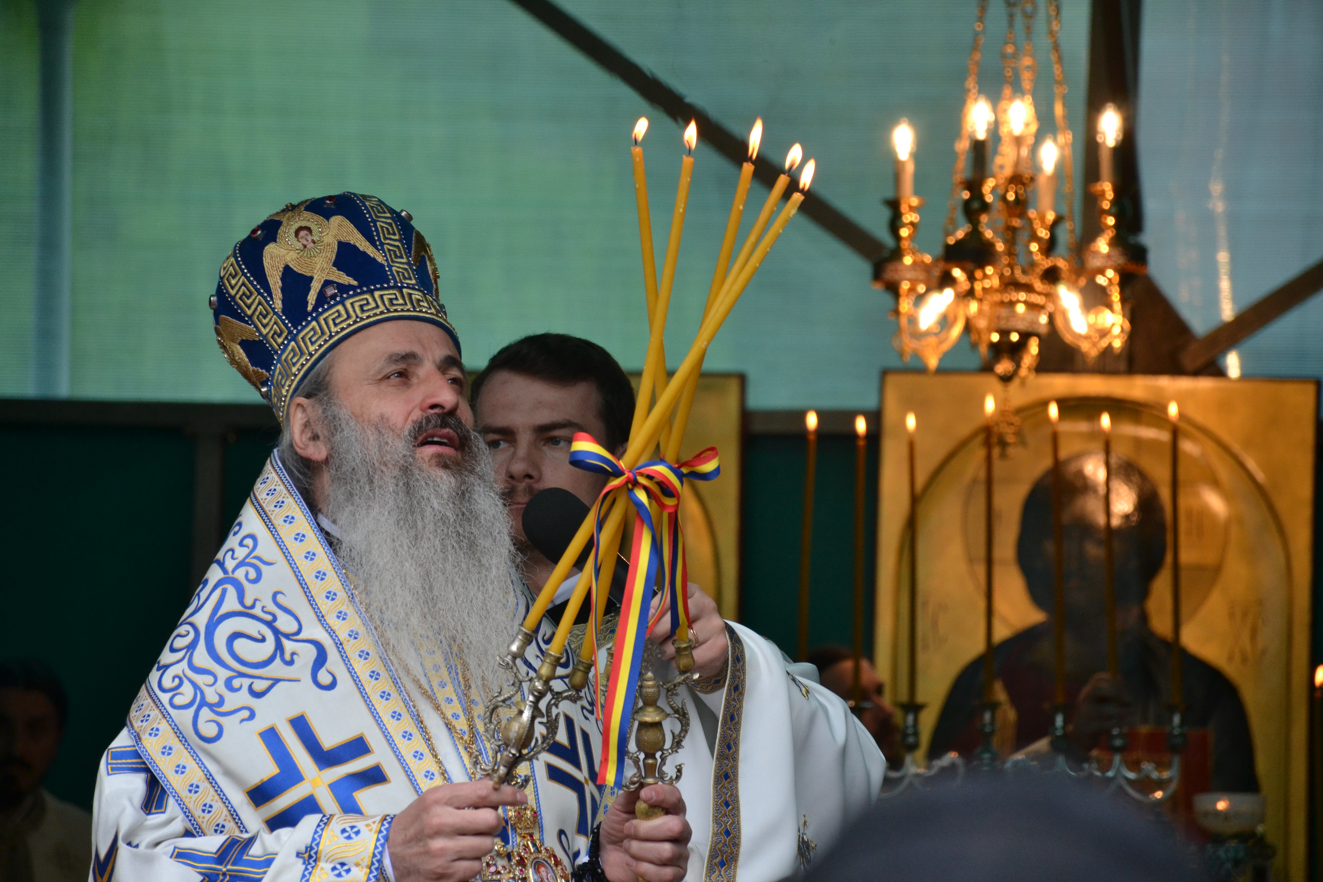 „Oamenii au fost încredințați Maicii Domnului de Hristos atunci când El era pe cruce” „Oamenii au fost încredințați Maicii Domnului de Hristos atunci când El era pe cruce”