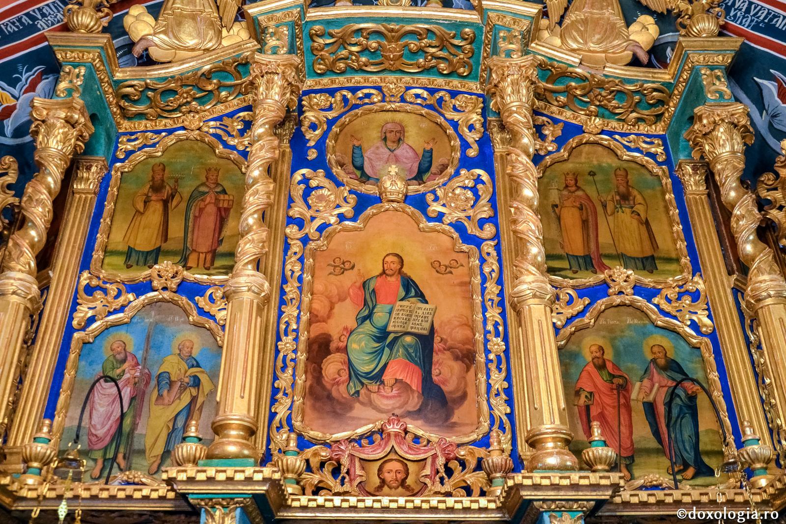 Mitropolitul Iachint de Vicina – primul mitropolit al Țării Românești / Foto: Bogdan Zamfirescu catapeteasmă biserică