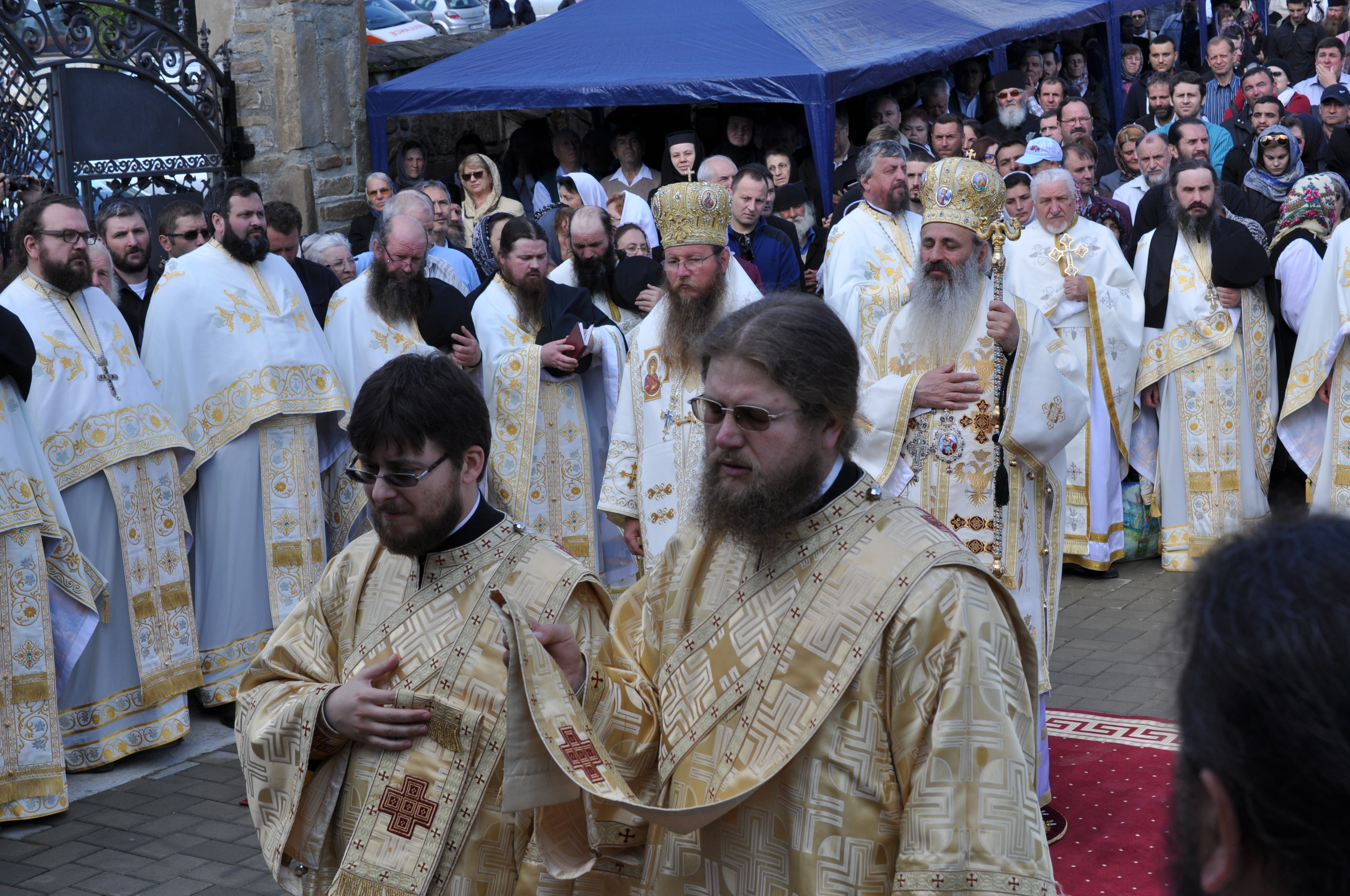 „Spunea Părintele Justin că fiecare om este dator să-și mărturisească credința” „Spunea Părintele Justin că fiecare om este dator să-și mărturisească credința”