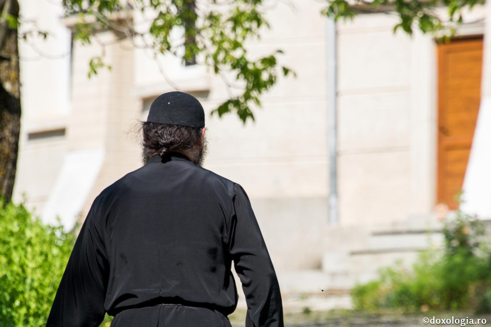 Martor la o convertire din zilele noastre ‒ călugărul care n-a băut votcă, ci dragoste / Foto: Bogdan Zamfirescu călugăr