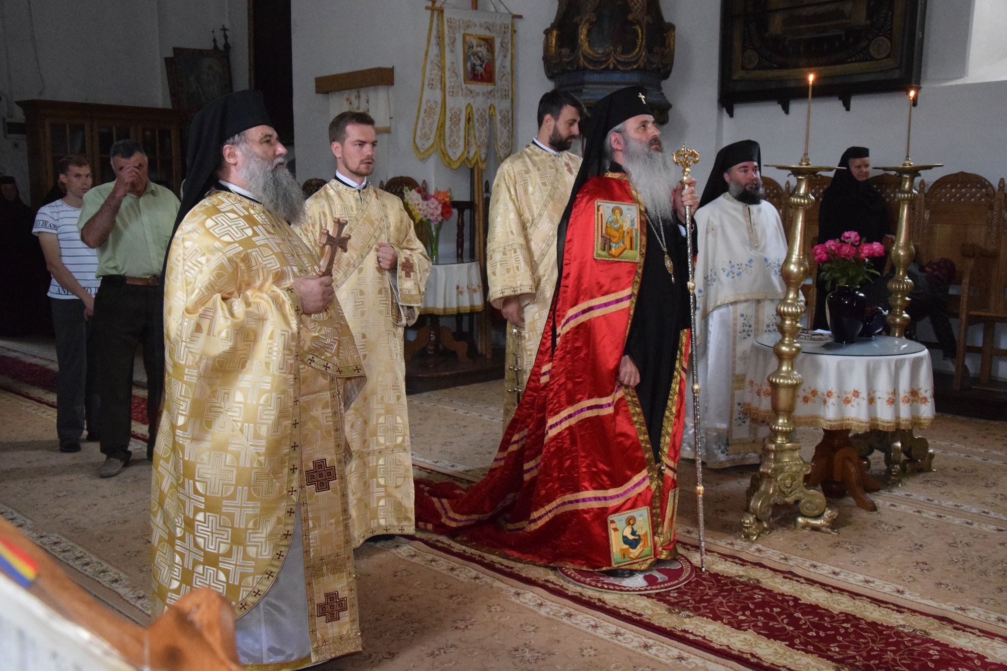 IPS Părinte Mitropolit Teofan, prezent la hramul Centrului social-cultural „Sfântul Ilie“ al Mănăstirii Miclăuşeni IPS Părinte Mitropolit Teofan, prezent la hramul Centrului social-cultural „Sfântul Ilie“ al Mănăstirii Miclăuşeni