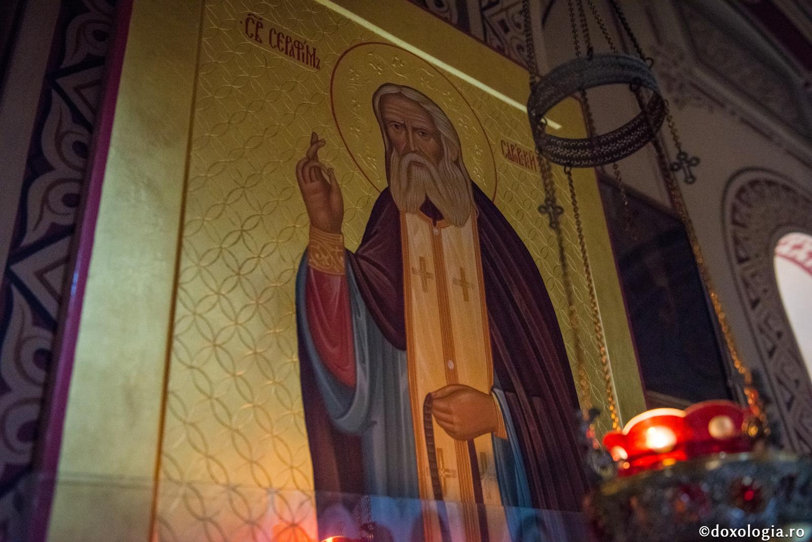 „Fiul tău se va însănătoși și va trece examenul” – o minune a Sfântului Serafim de Sarov  / Foto: Oana Nechifor icoana Sfântului Serafim de Sarov