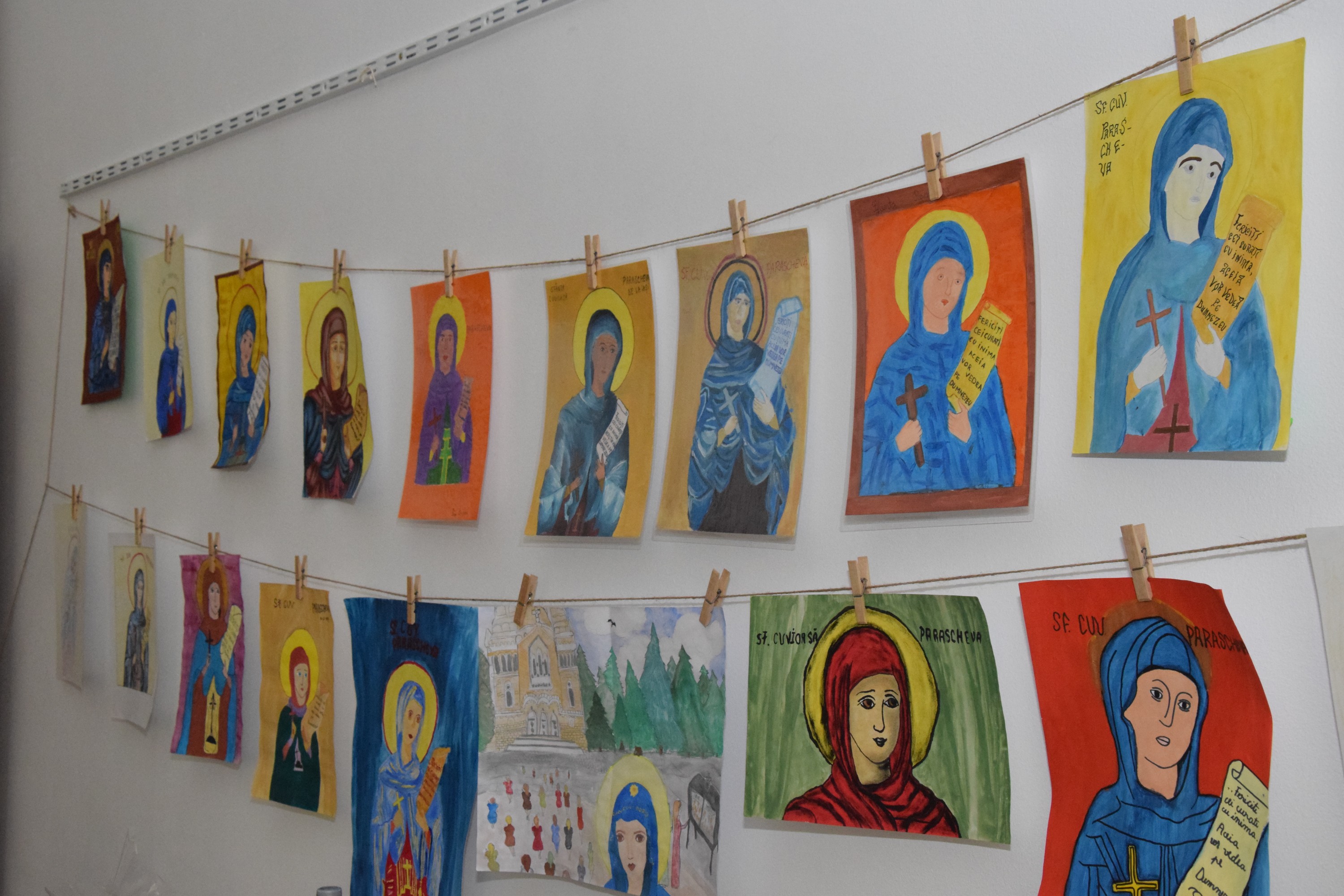 Vernisajul expoziţiei „Sfânta Cuvioasă Parascheva, emblema spiritualităţii ieşene“ Vernisajul expoziţiei „Sfânta Cuvioasă Parascheva, emblema spiritualităţii ieşene“