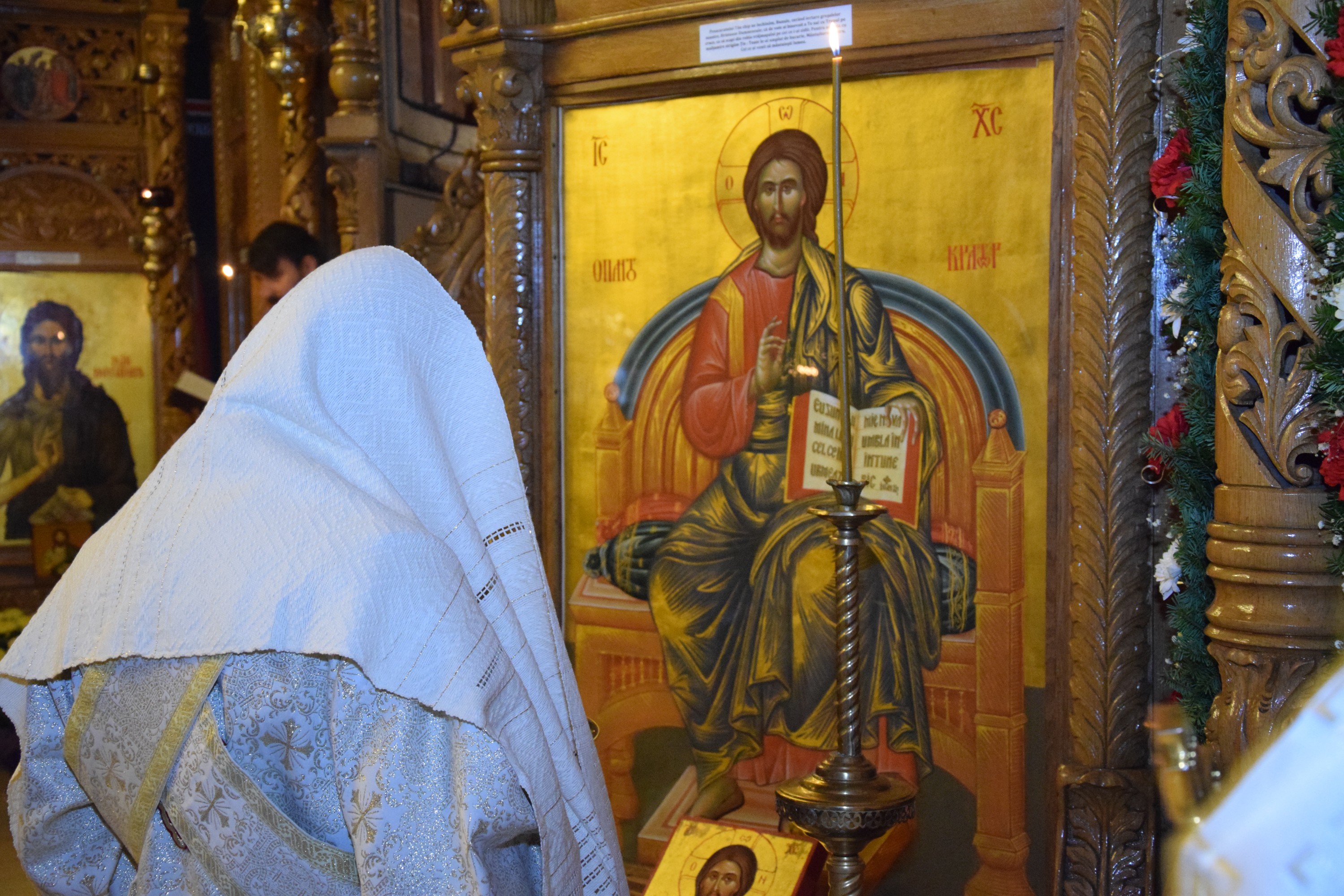 Sfântul Mare Mucenic Dimitrie, sărbătorit la Pângărați prin Liturghie arhierească Sfântul Mare Mucenic Dimitrie, sărbătorit la Pângărați prin Liturghie arhierească