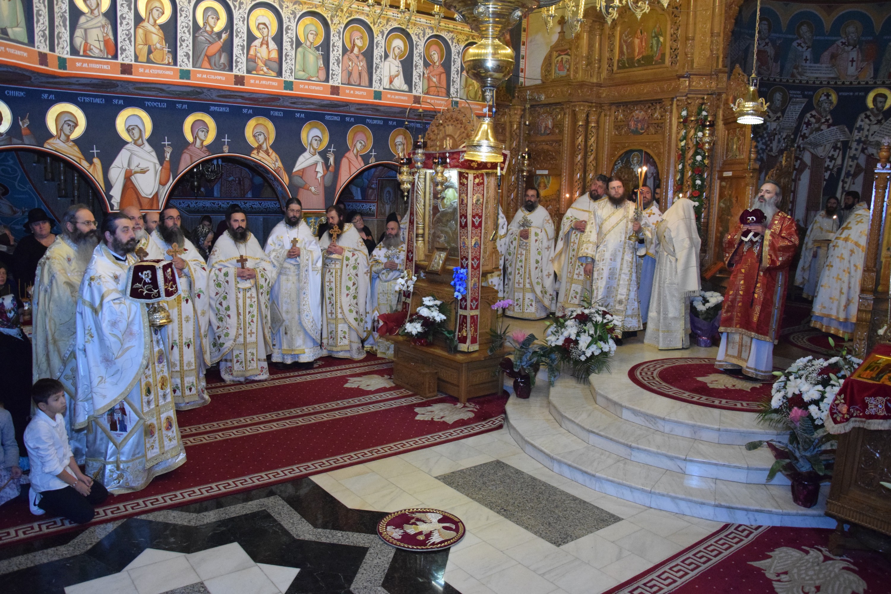 Sfântul Mare Mucenic Dimitrie, sărbătorit la Pângărați prin Liturghie arhierească Sfântul Mare Mucenic Dimitrie, sărbătorit la Pângărați prin Liturghie arhierească