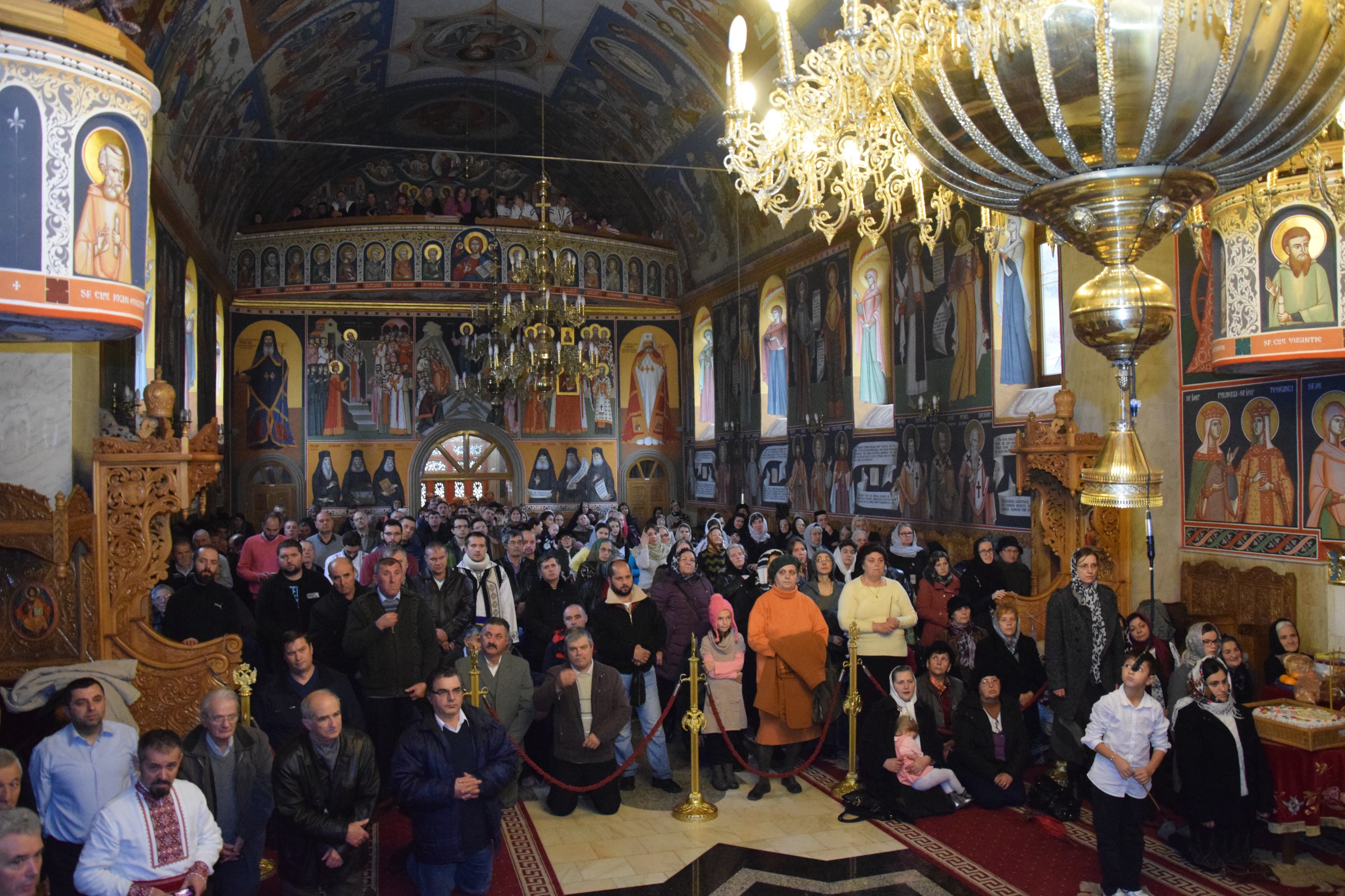 Sfântul Mare Mucenic Dimitrie, sărbătorit la Pângărați prin Liturghie arhierească Sfântul Mare Mucenic Dimitrie, sărbătorit la Pângărați prin Liturghie arhierească