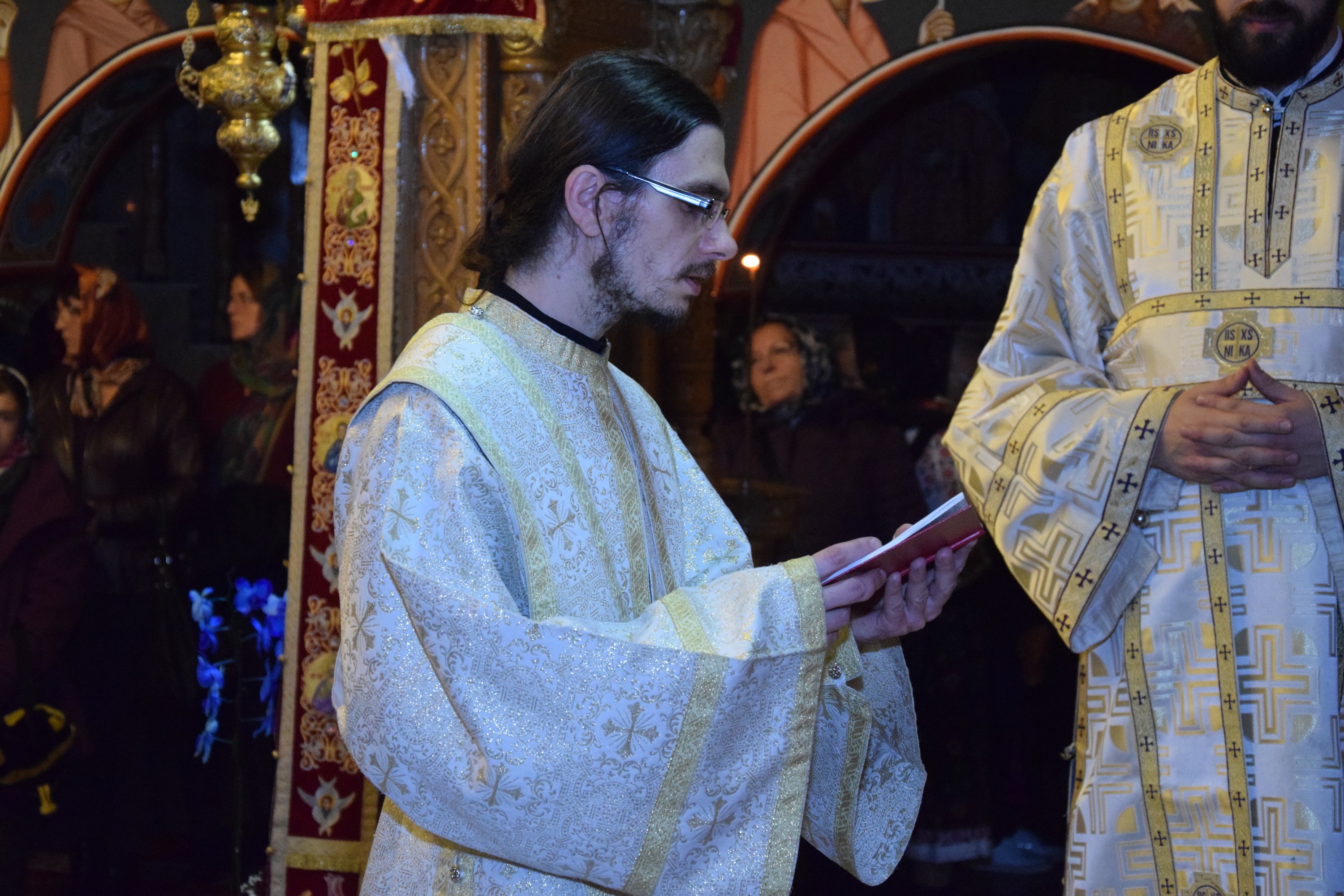 Sfântul Mare Mucenic Dimitrie, sărbătorit la Pângărați prin Liturghie arhierească Sfântul Mare Mucenic Dimitrie, sărbătorit la Pângărați prin Liturghie arhierească