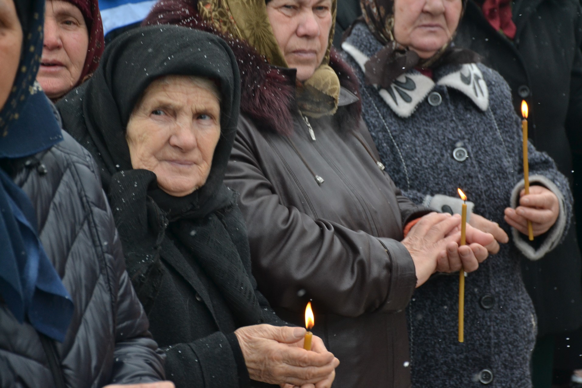 Mitropolitul Moldovei și Bucovinei, la Poiana-Vorona: „Să nu-i judecăm pe cei care au căzut în păcate grele” Mitropolitul Moldovei și Bucovinei, la Poiana-Vorona: „Să nu-i judecăm pe cei care au căzut în păcate grele”