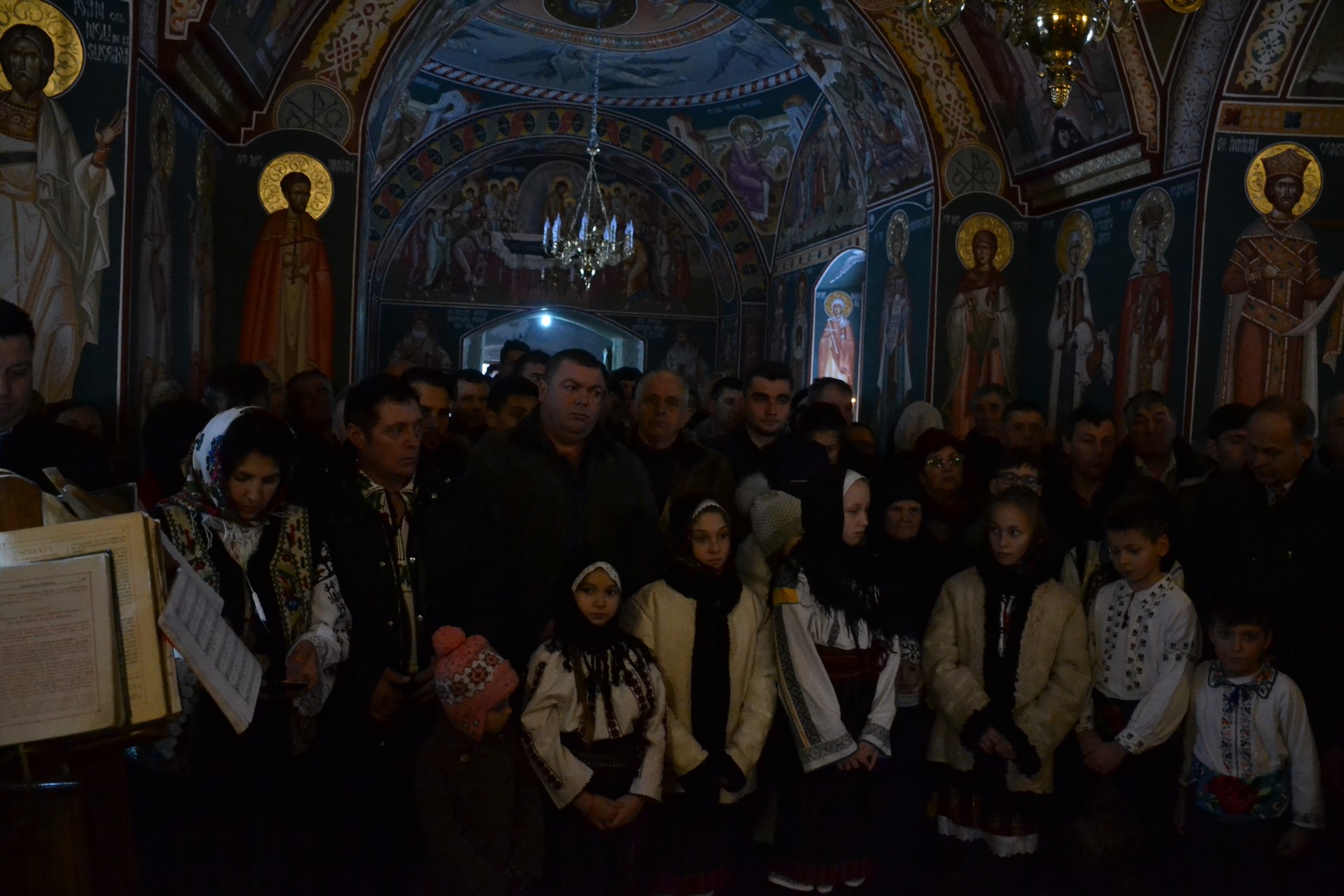 Mitropolitul Moldovei și Bucovinei, la Poiana-Vorona: „Să nu-i judecăm pe cei care au căzut în păcate grele” Mitropolitul Moldovei și Bucovinei, la Poiana-Vorona: „Să nu-i judecăm pe cei care au căzut în păcate grele”