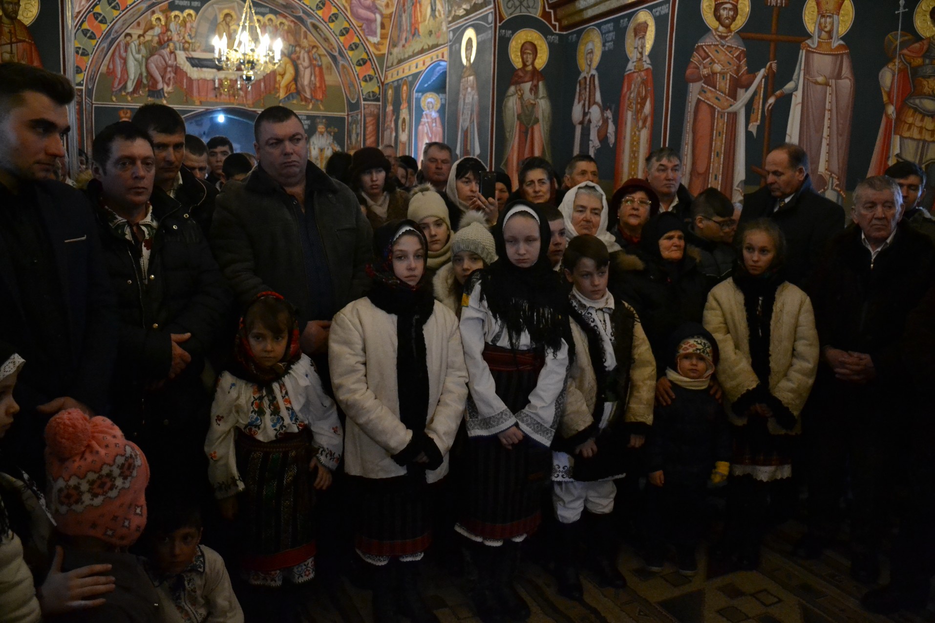 Mitropolitul Moldovei și Bucovinei, la Poiana-Vorona: „Să nu-i judecăm pe cei care au căzut în păcate grele” Mitropolitul Moldovei și Bucovinei, la Poiana-Vorona: „Să nu-i judecăm pe cei care au căzut în păcate grele”