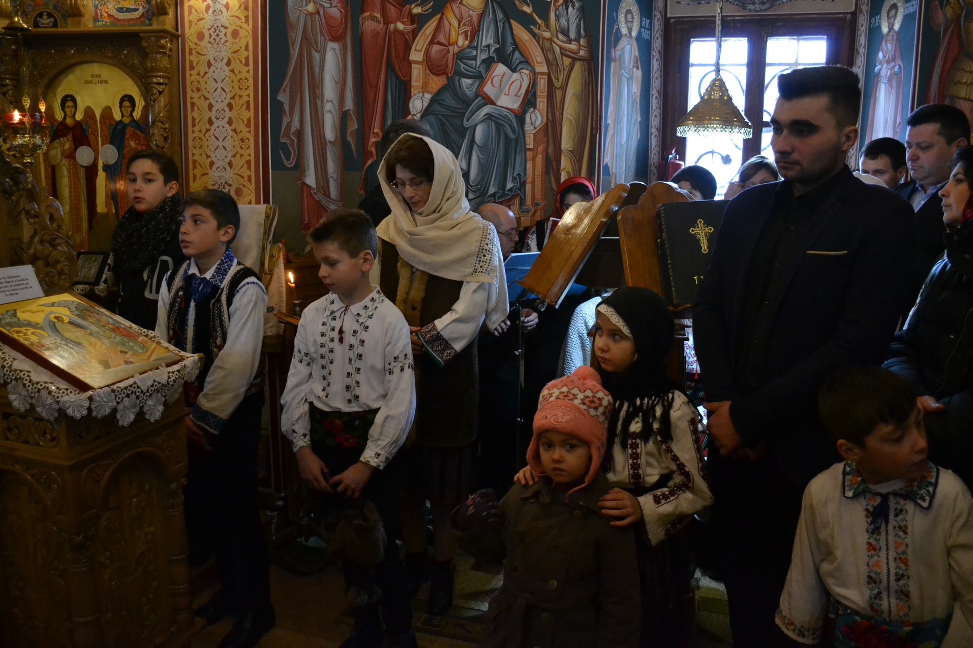 Mitropolitul Moldovei și Bucovinei, la Poiana-Vorona: „Să nu-i judecăm pe cei care au căzut în păcate grele” Mitropolitul Moldovei și Bucovinei, la Poiana-Vorona: „Să nu-i judecăm pe cei care au căzut în păcate grele”