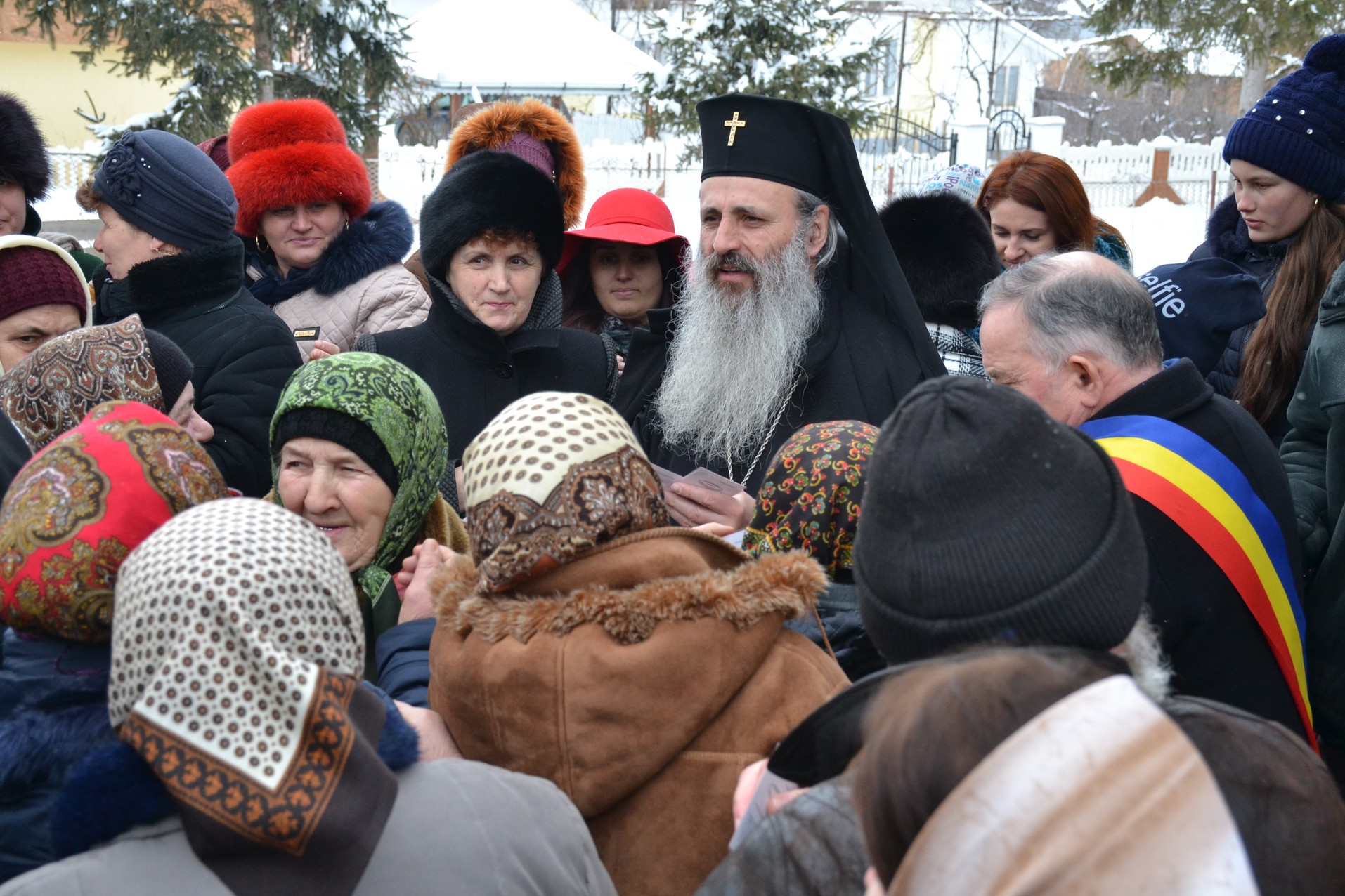 Mitropolitul Moldovei și Bucovinei, la Poiana-Vorona: „Să nu-i judecăm pe cei care au căzut în păcate grele” Mitropolitul Moldovei și Bucovinei, la Poiana-Vorona: „Să nu-i judecăm pe cei care au căzut în păcate grele”