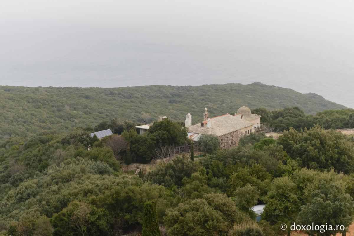 Sihăstria „Intrarea Maicii Domnului în Templu” – Vigla / Foto: Pr. Silviu Cluci Sihăstria „Intrarea Maicii Domnului în Templu” – Vigla
