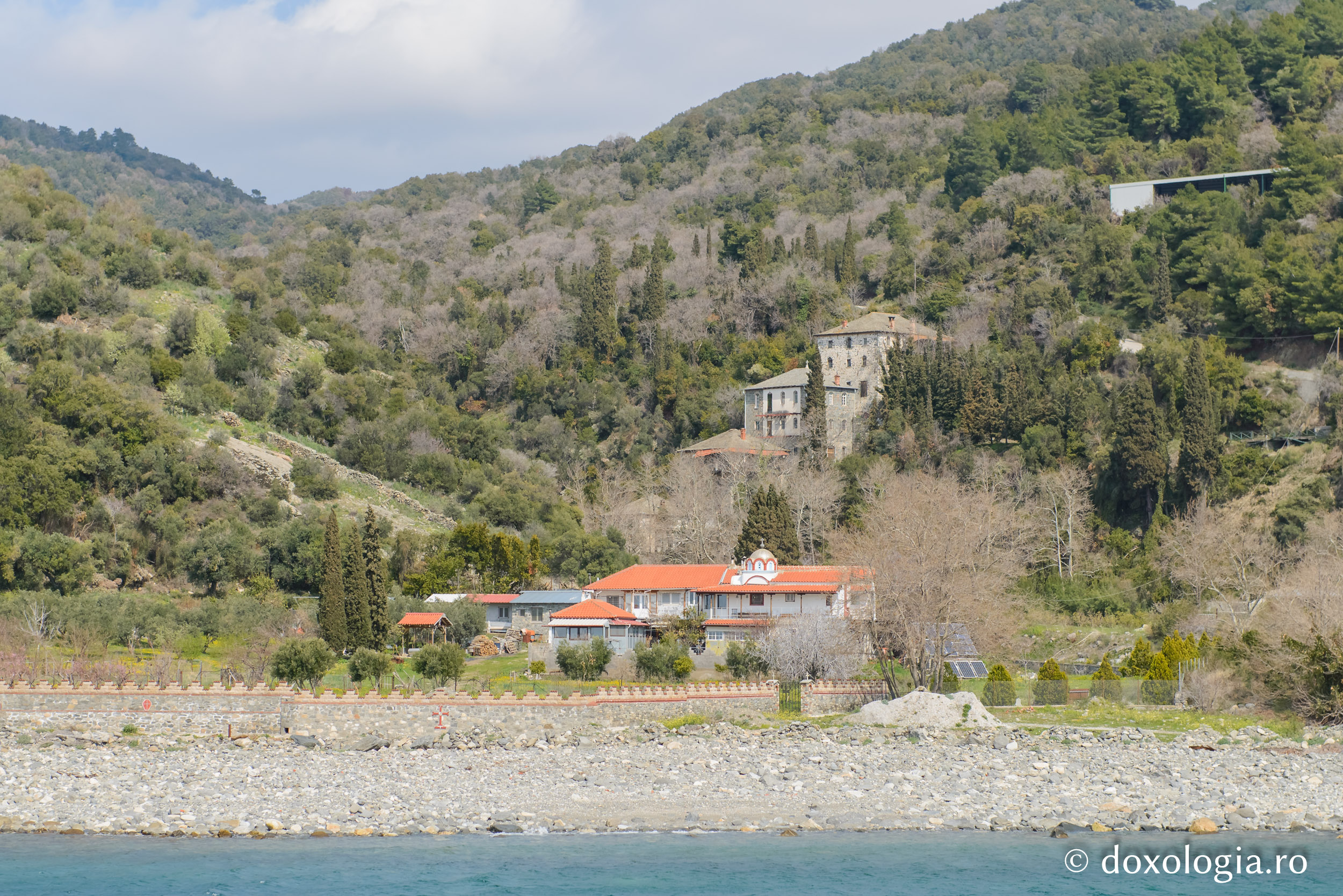 Chilia „Sfântul Nectarie” – Xenofont, Athos / Foto: Pr. Silviu Cluci Chilia „Sfântul Nectarie” – Xenofont, Athos