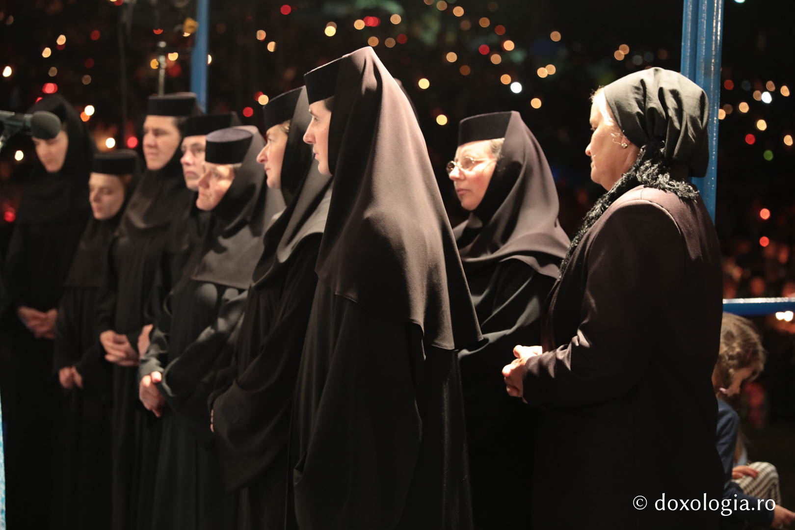 (Video) Prohodul Maicii Domnului la Mănăstirea Nicula - starea III (Video) Prohodul Maicii Domnului la Mănăstirea Nicula - starea III