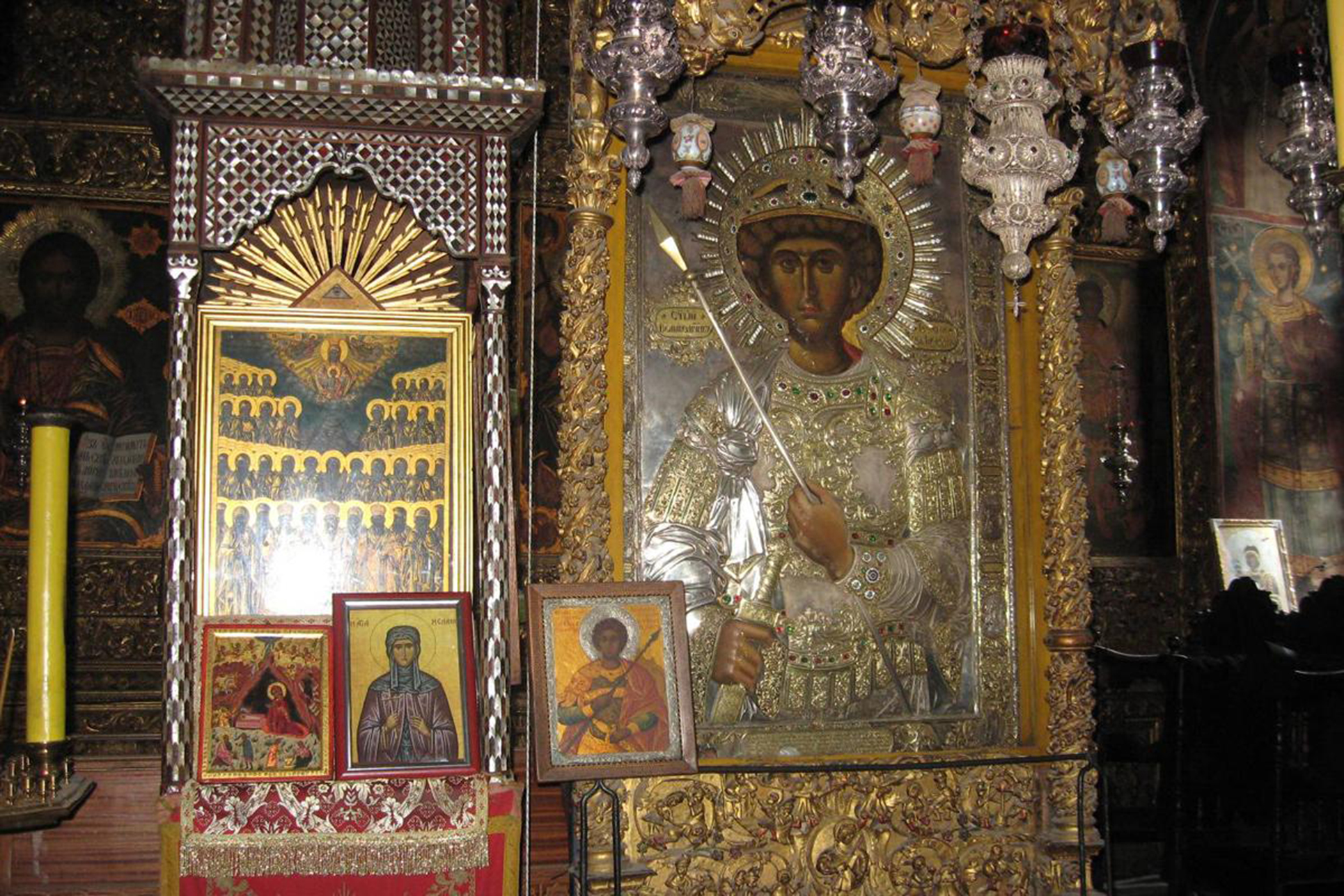 Icoana făcătoare de minuni a Sfântului Gheorghe de la Mănăstirea Zografu Icoana făcătoare de minuni a Sfântului Gheorghe de la Mănăstirea Zografu