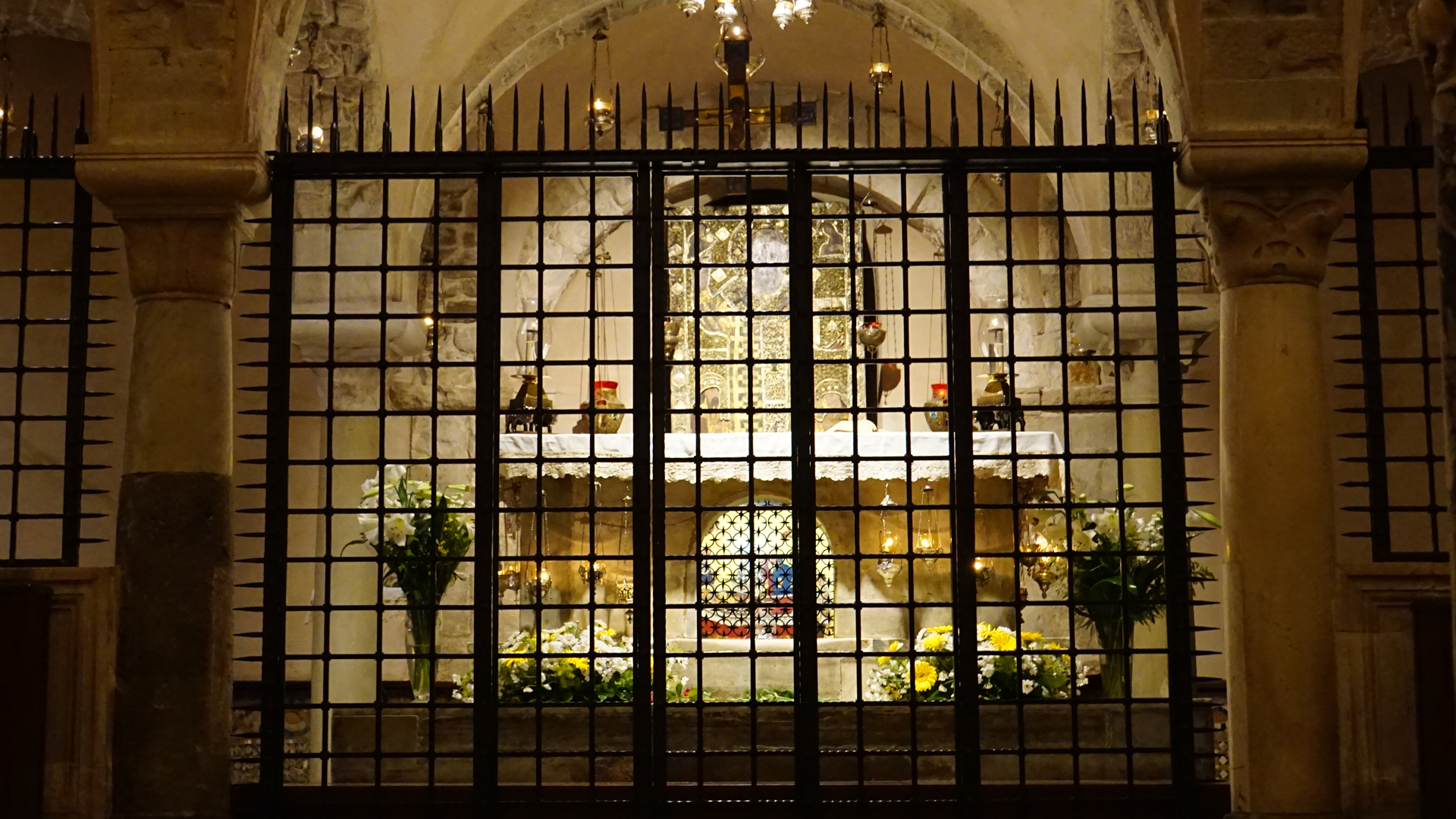 (Video) La Bari, acasă la Sfântul Nicolae (Video) La Bari, acasă la Sfântul Nicolae