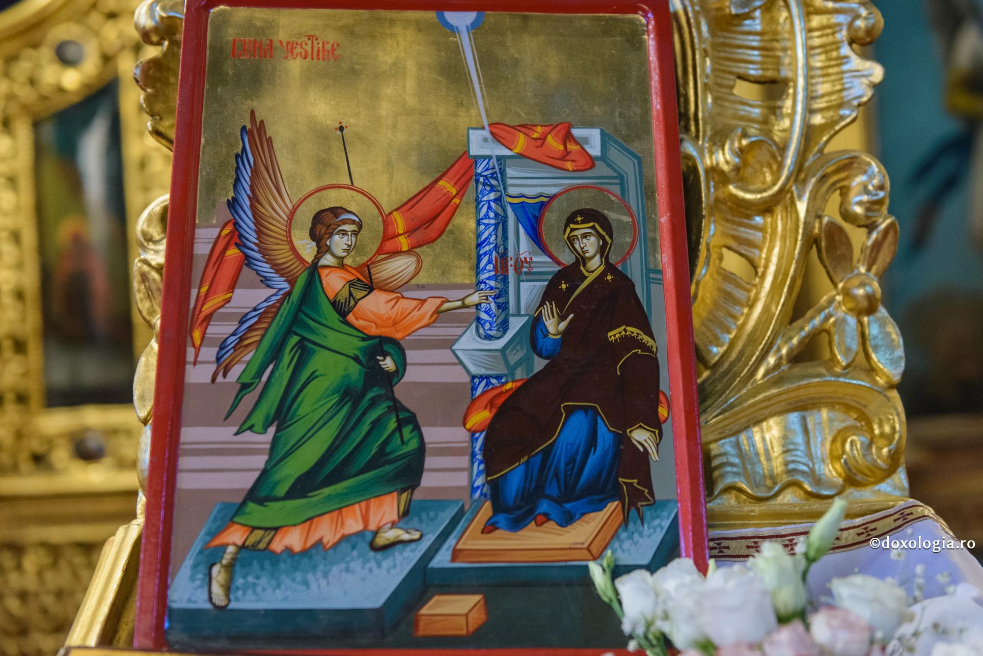 „Iată roaba Domnului. Fie mie după cuvântul Tău!” / Foto: Oana Nechifor Buna Vestire