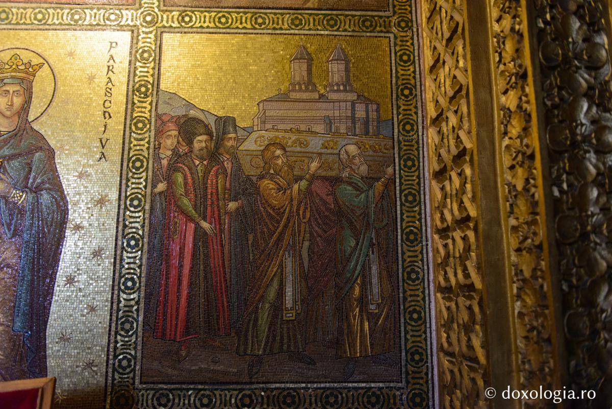 Foto: Oana Nechifor aducerea moaștelor Sfintei Cuvioase Parascheva la Iași