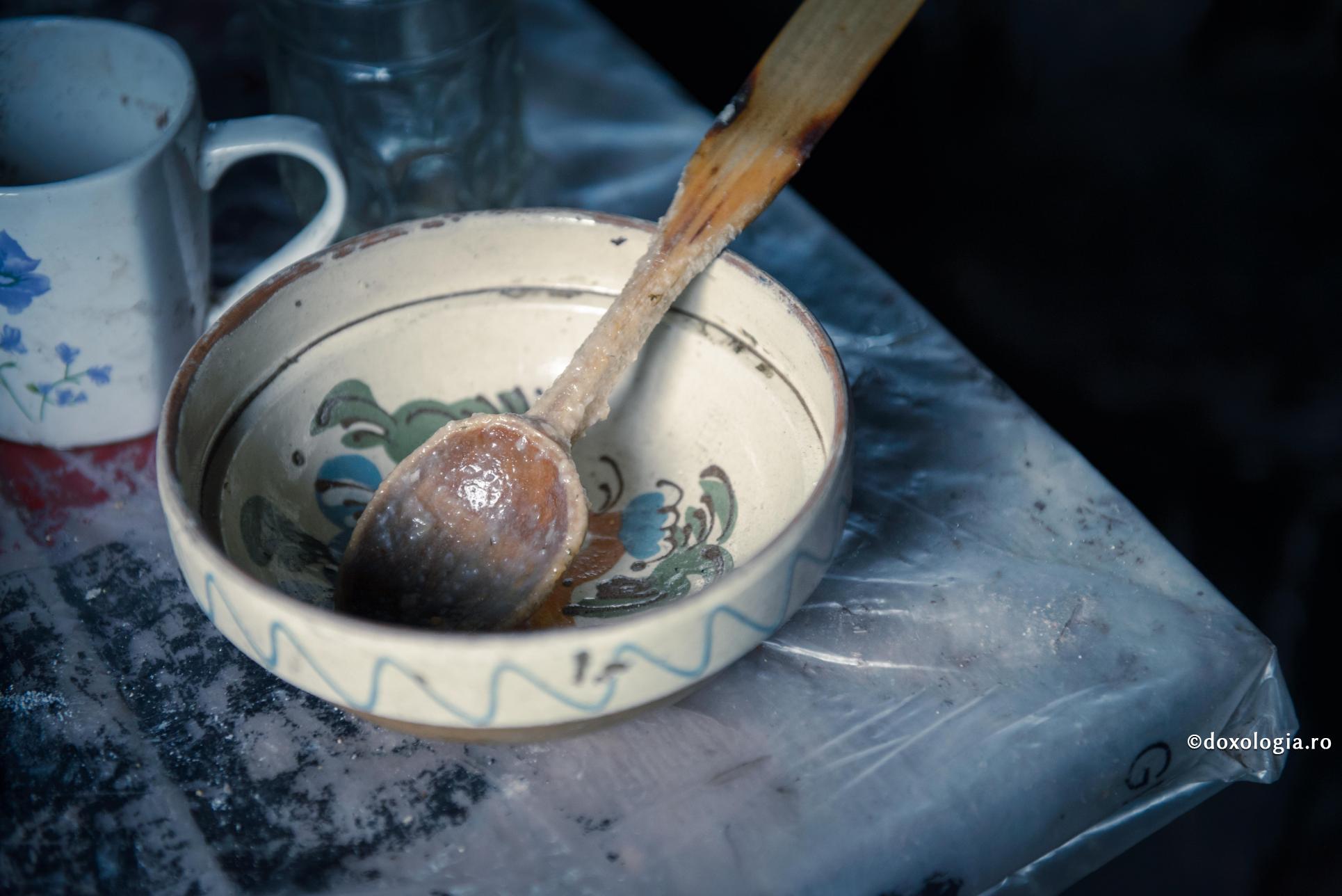 O, ce nevoie este de asprimea postului! / Foto: Oana Nechifor castron de lut