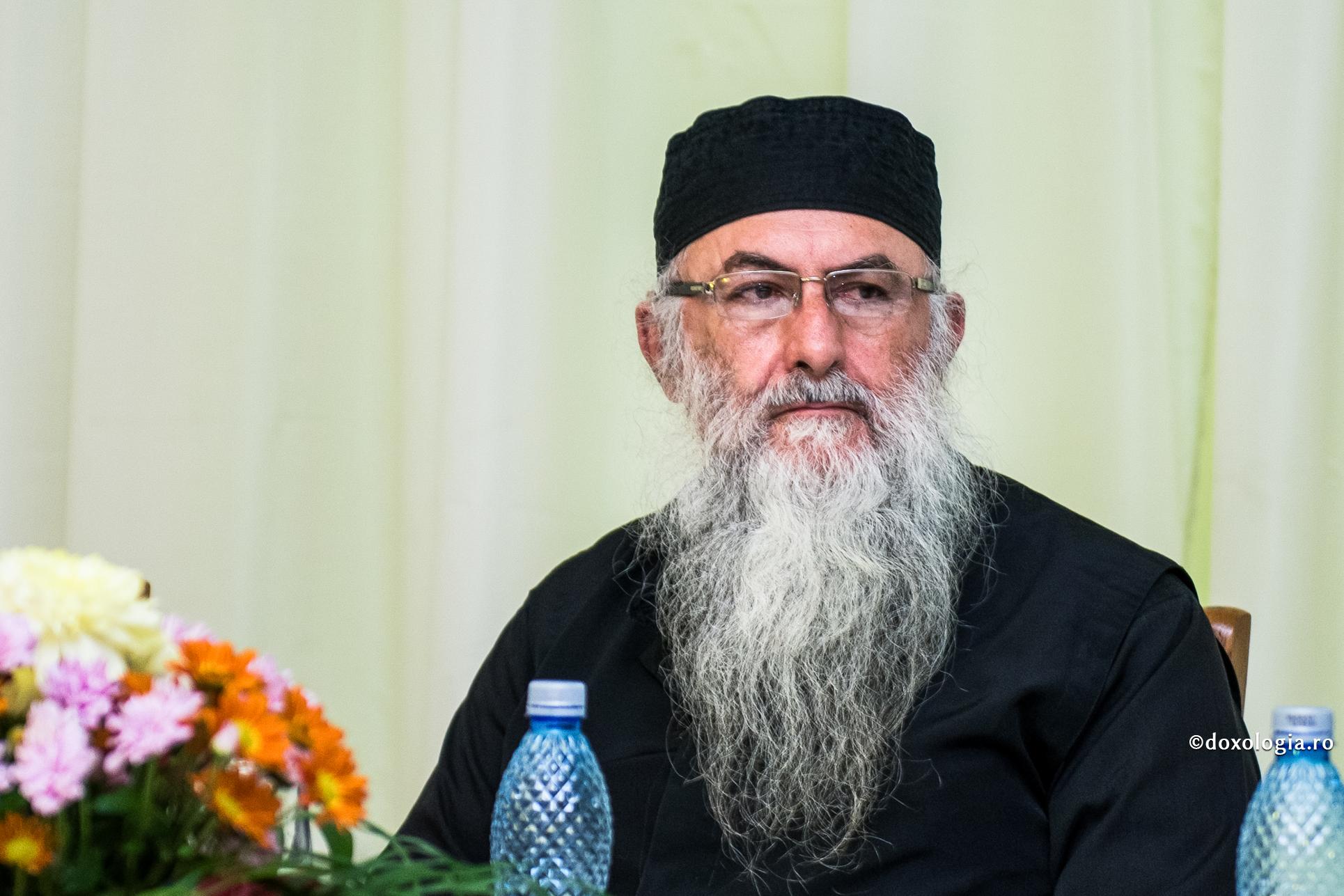 Foto: Pr. Silviu Cluci Cuvânt de mângâiere la vreme de pandemie al Arhimandritului Zaharia de la Essex