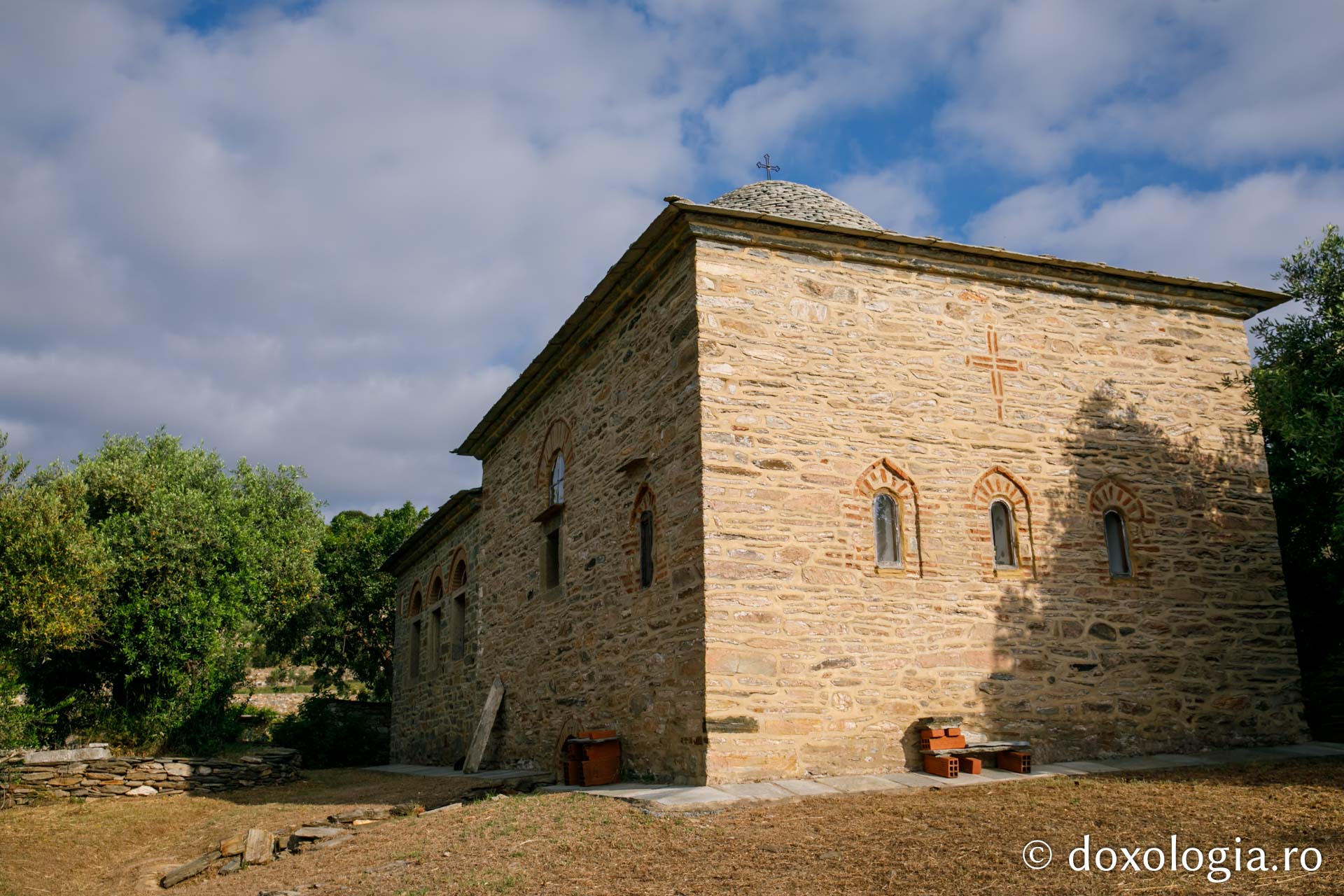 Paraclisul „Sfântul Dimitrie” – Stavronikita, Athos / Foto: pr. Silviu Cluci Paraclisul „Sfântul Dimitrie” – Stavronikita, Athos