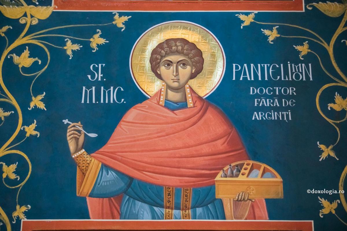 Minunile din ziua în care Sfântului Pantelimon i-a fost tăiat capul – ce s-a întâmplat în acele momente? / Foto: pr. Silviu Cluci Sfântul Mare Mucenic și Tămăduitor Pantelimon