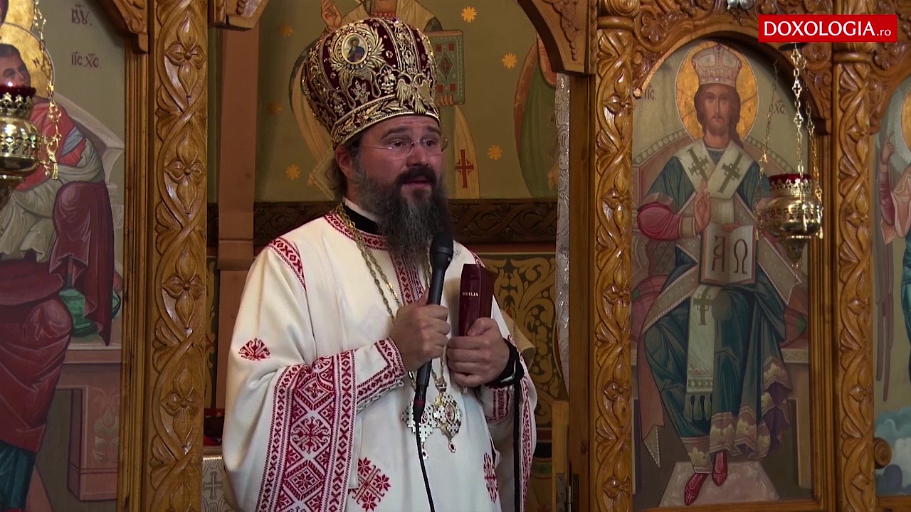 (Video) Preasfințitul Părinte Episcop Macarie: „Ne purtăm poverile unii altora pe marea cea mare a străină” (Video) Preasfințitul Părinte Episcop Macarie: „Ne purtăm poverile unii altora pe marea cea mare a străină”