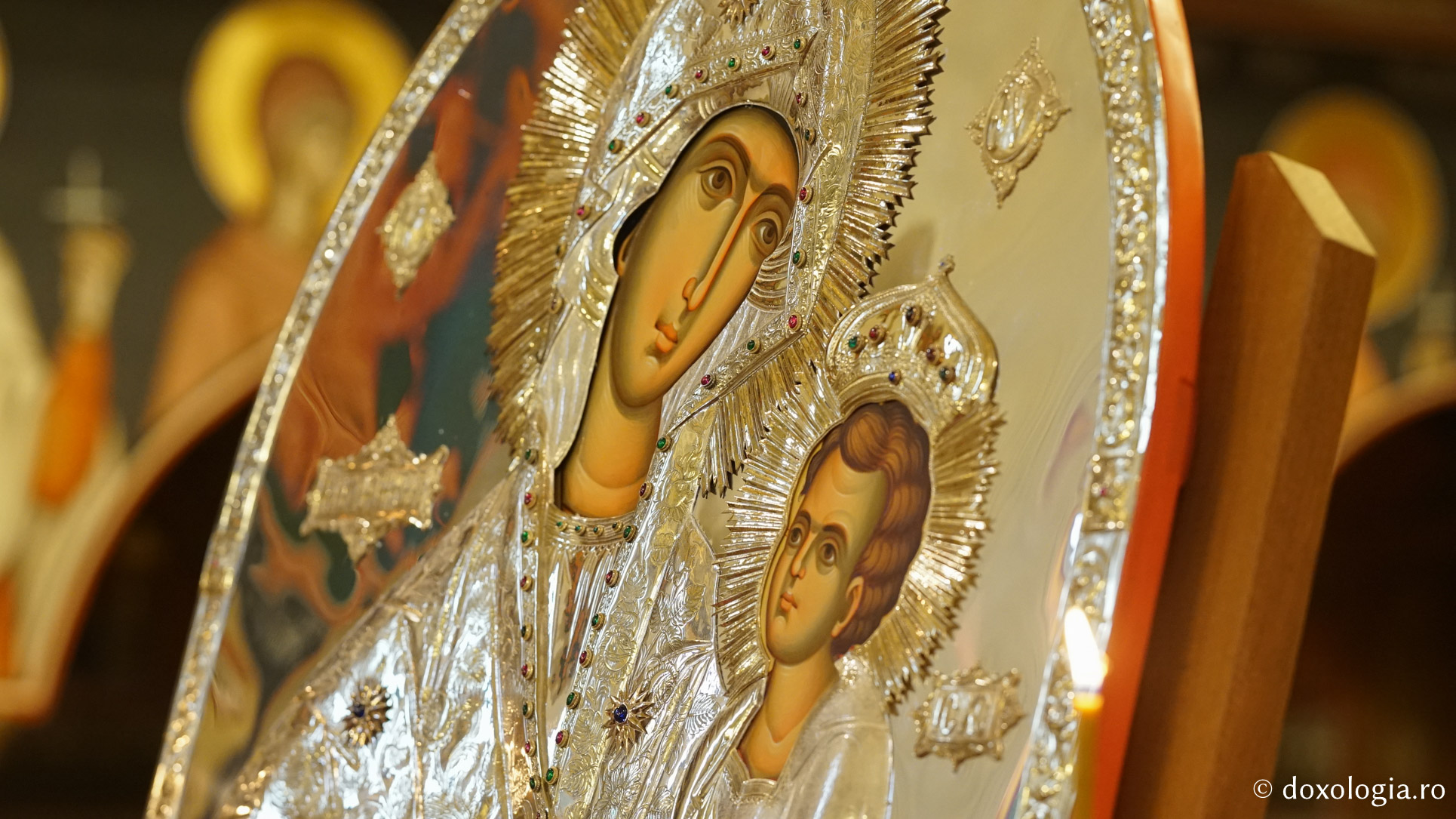 Icoana Maicii Domnului „Grabnic Ascultătoare” de la Mănăstirea Pângărați / Foto: Adrian Sârbu Icoana Maicii Domnului „Grabnic Ascultătoare” de la Mănăstirea Pângărați