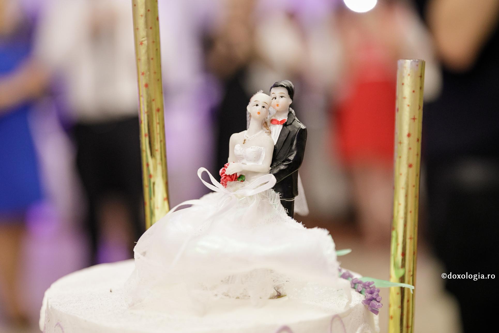 Concubinajul – iluzie a fericirii maritale / Foto: Oana Nechifor tort de nuntă