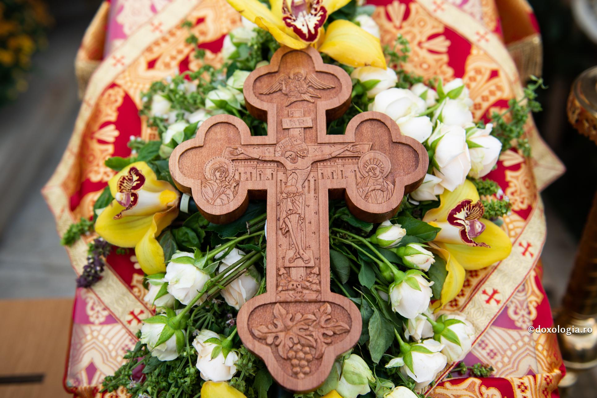 Foto: Adrian Sârbu Canon de rugăciune către Sfântul Mare Mucenic Gheorghe, purtătorul de biruinţă (1)