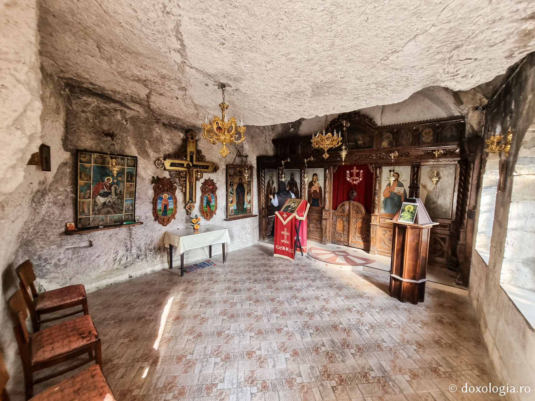 Foto: Magda Buftea (Foto) Peștera unde s-a nevoit Sfântul Dimitrie cel Nou