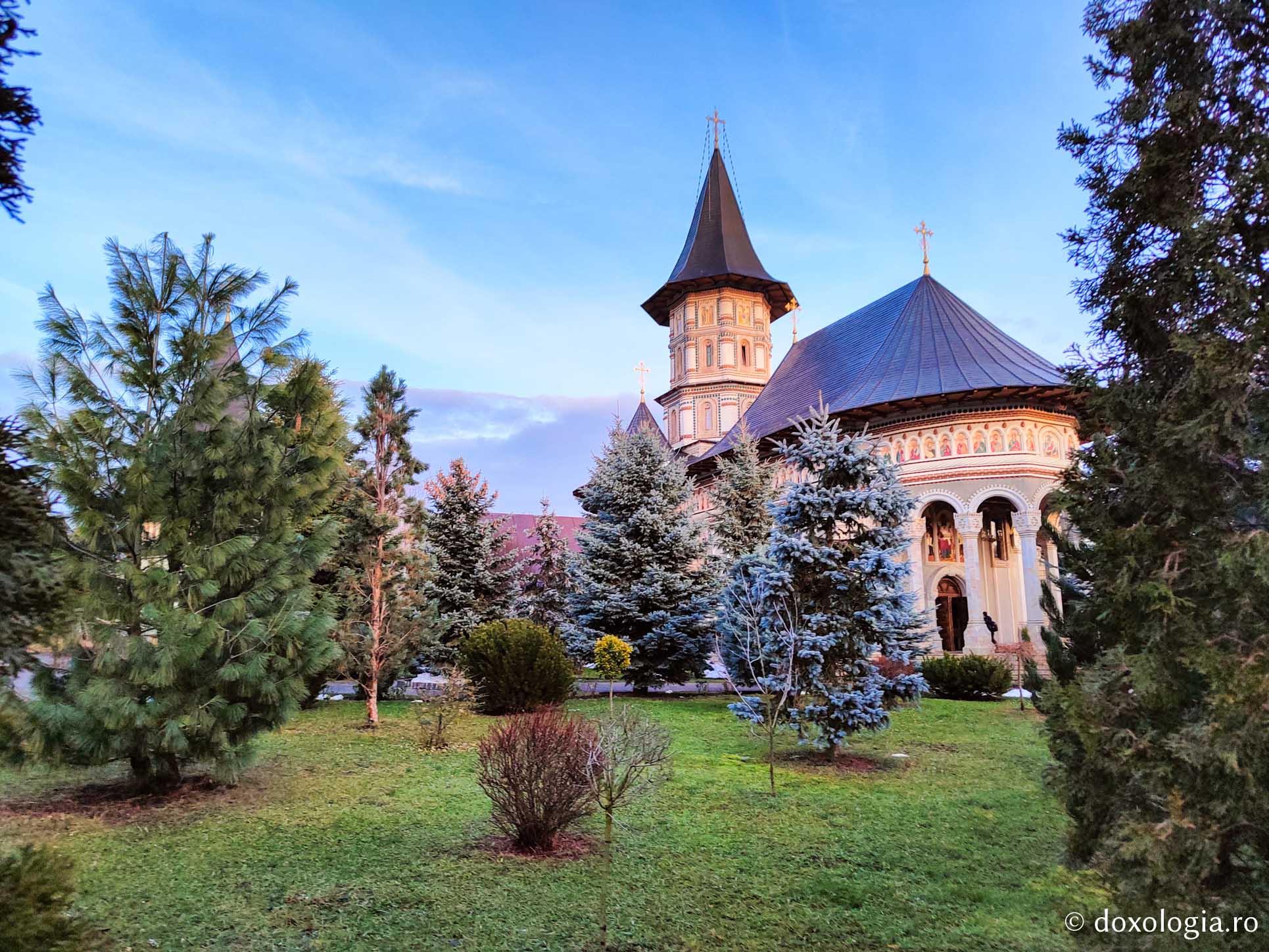 Liniștea de la Mănăstirea Cămârzani Mănăstirea Cămârzani